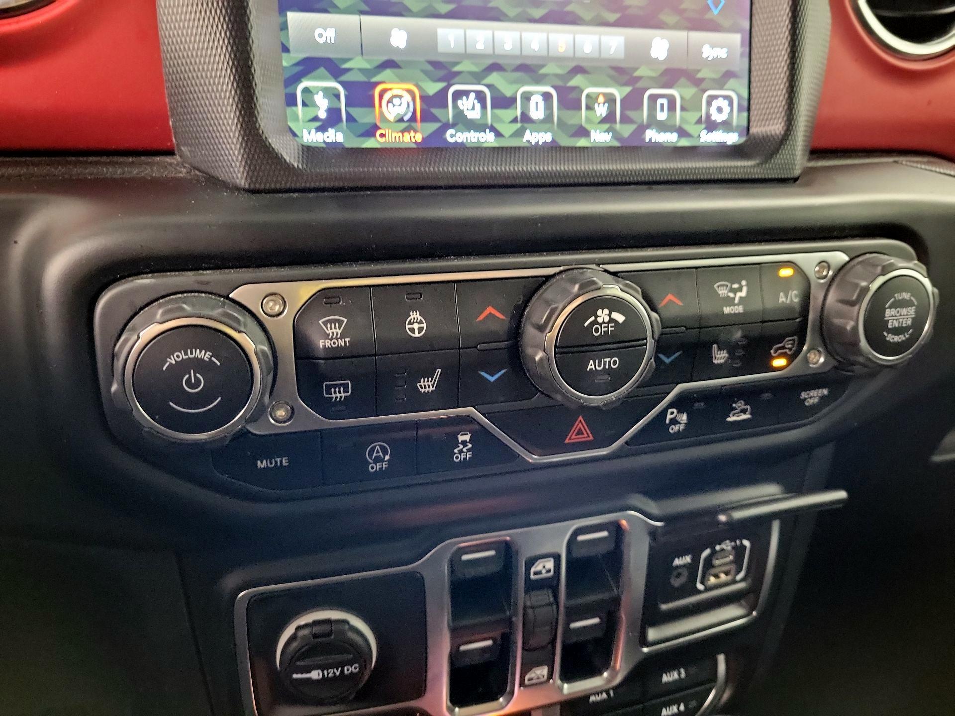 Thumbnail: 2021 Jeep Wrangler - 17
