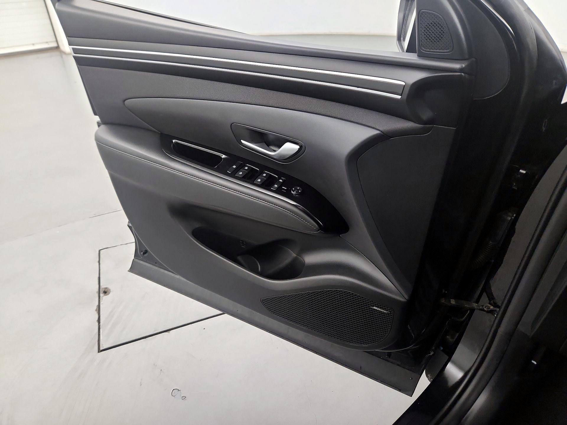 Thumbnail: 2022 Hyundai Tucson - 12