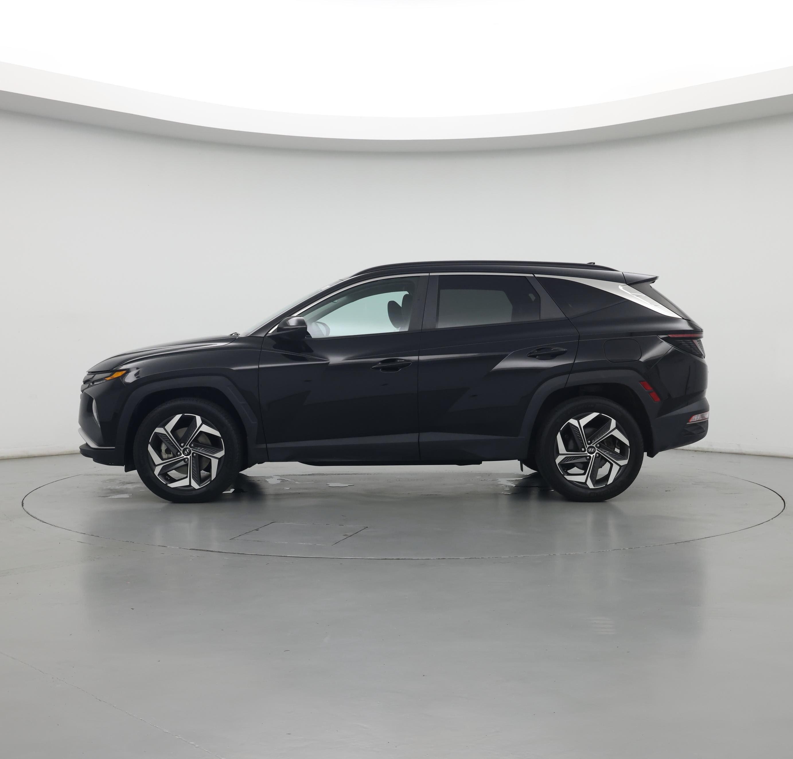Thumbnail: 2022 Hyundai Tucson - 3