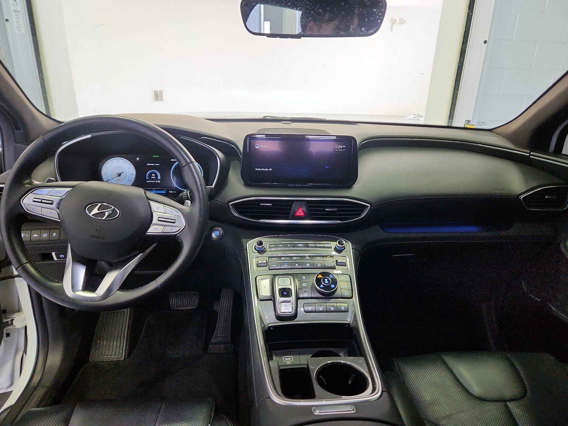 Thumbnail: 2022 Hyundai Santa Fe - 9