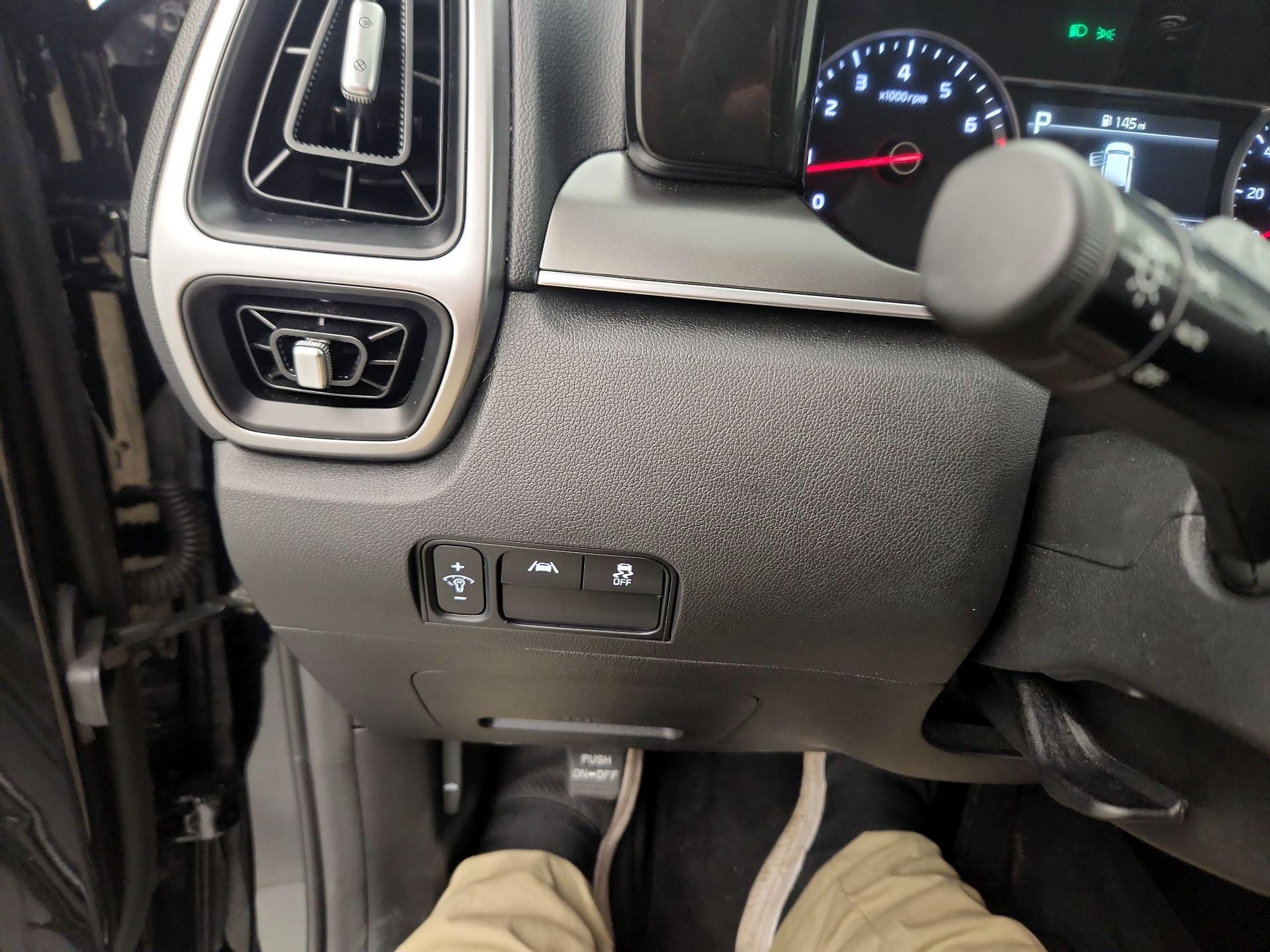 Thumbnail: 2022 Kia Sorento - 13