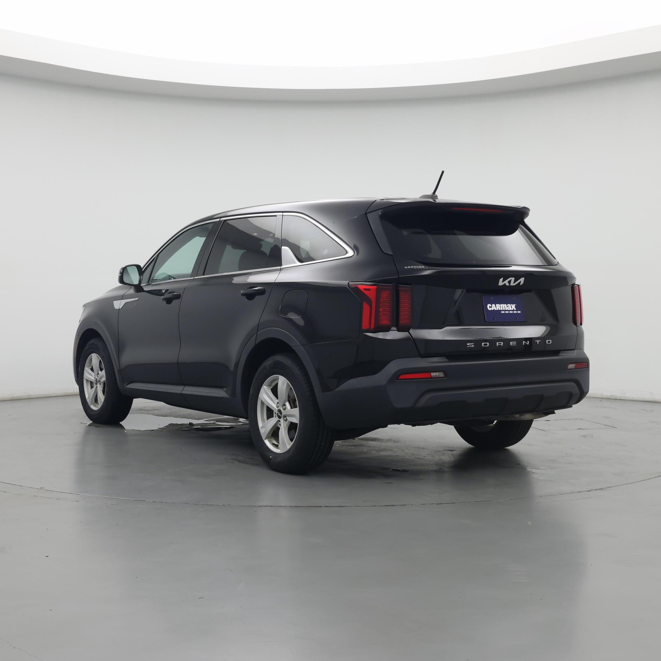 Thumbnail: 2022 Kia Sorento - 2