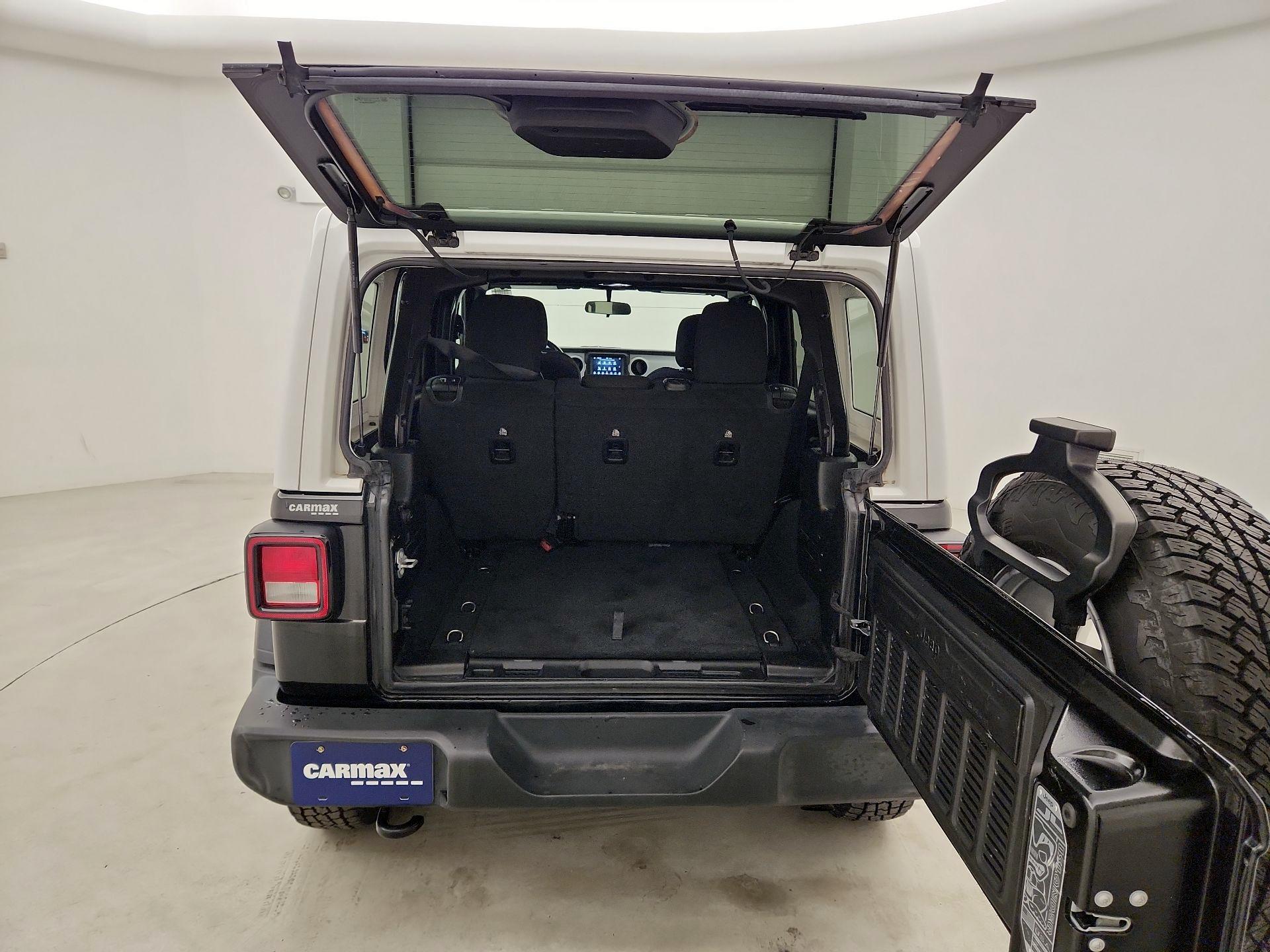 Thumbnail: 2021 Jeep Wrangler - 20
