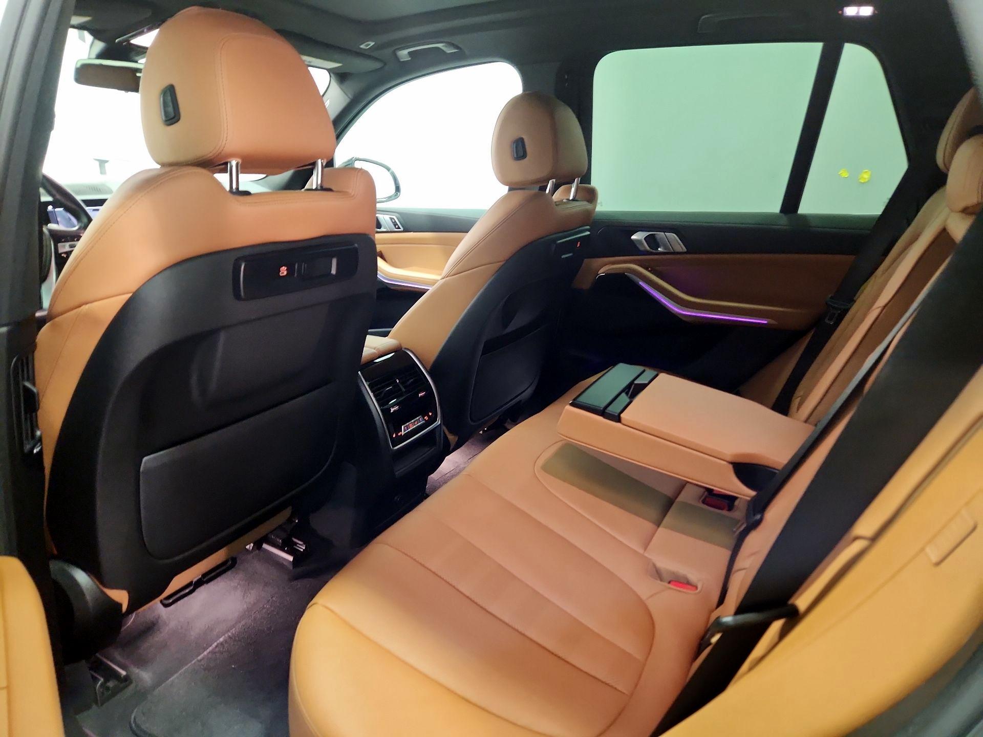 Thumbnail: 2021 BMW X5 - 18