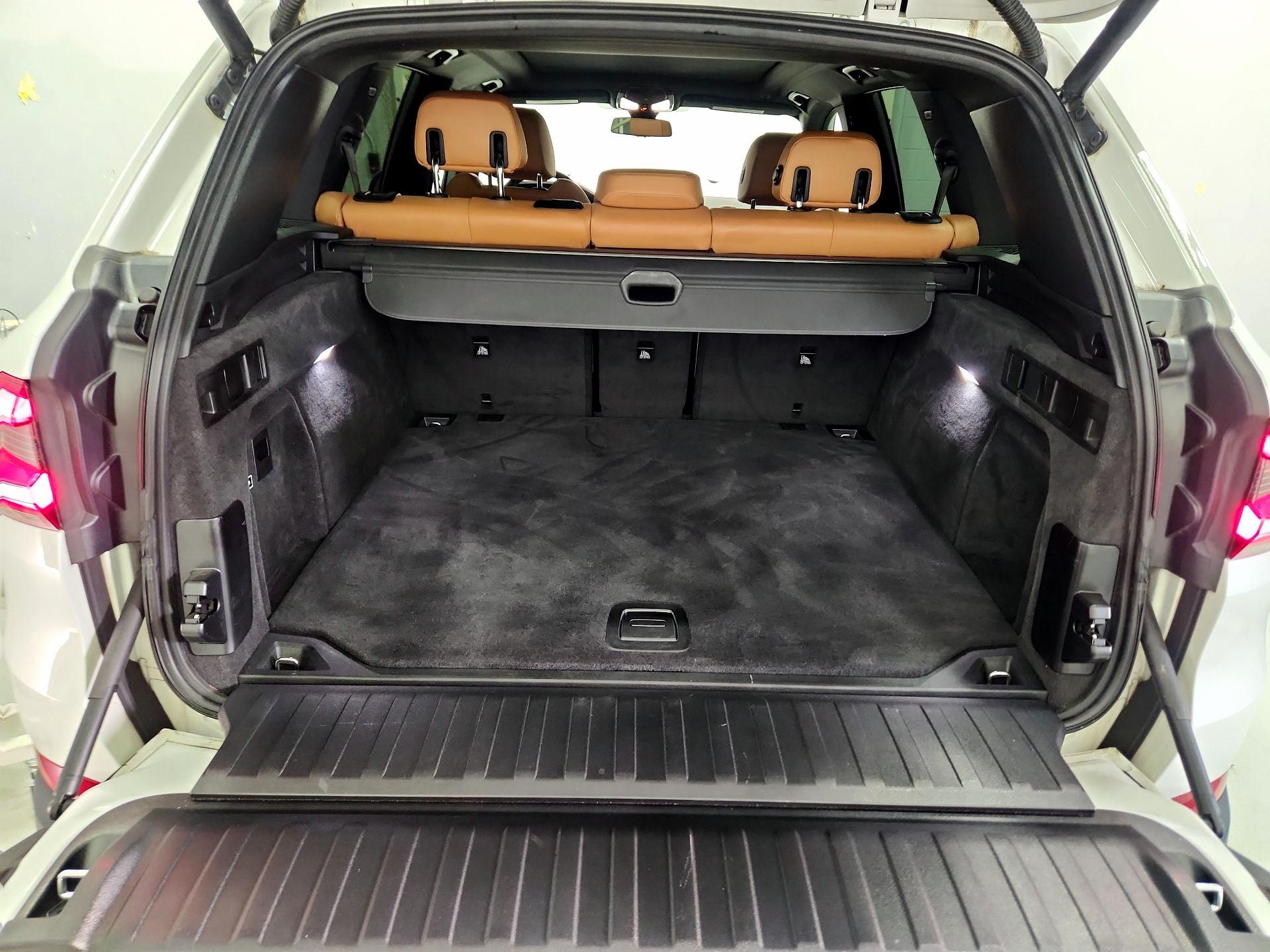 Thumbnail: 2021 BMW X5 - 19