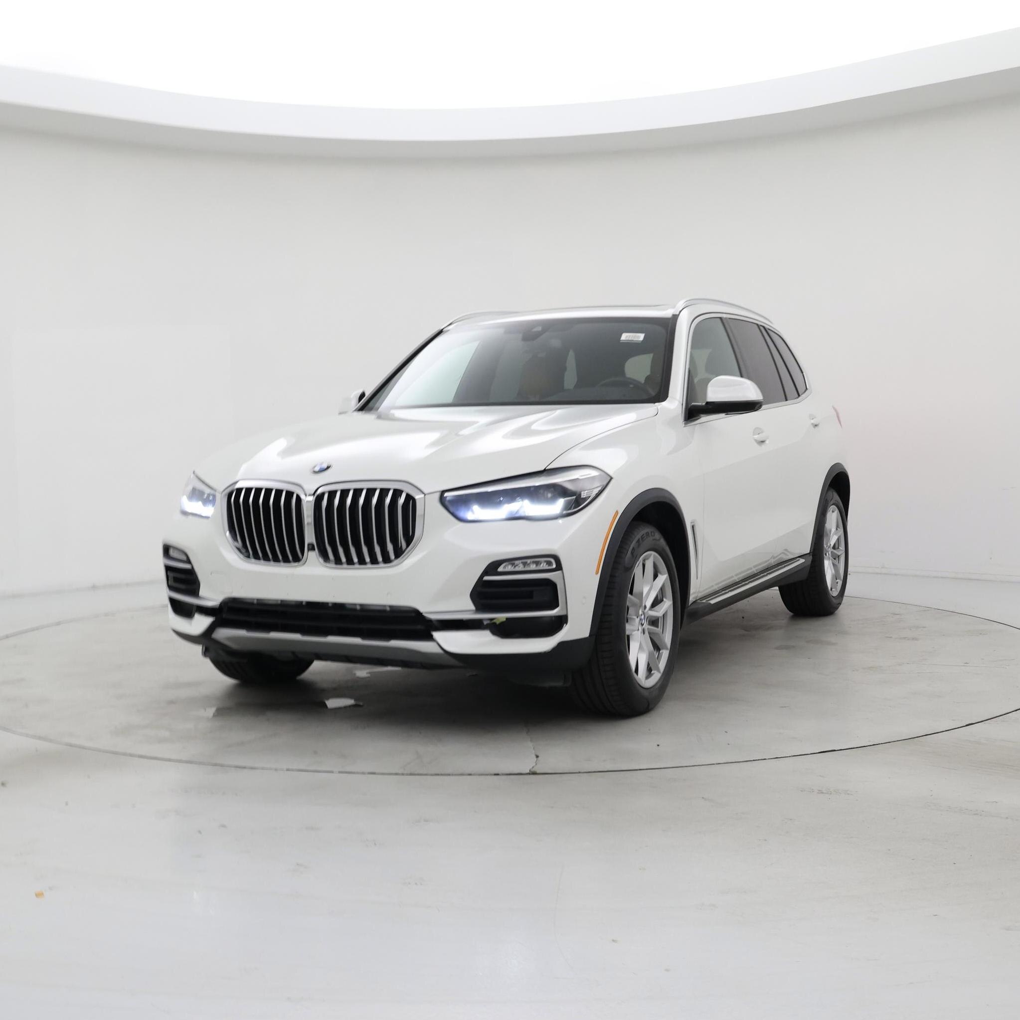 Thumbnail: 2021 BMW X5 - 4