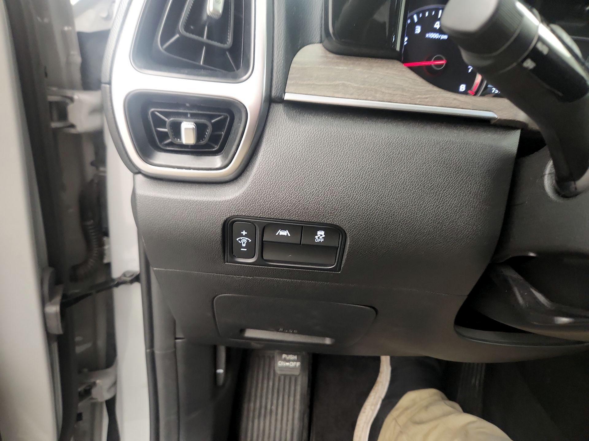 Thumbnail: 2022 Kia Sorento - 13