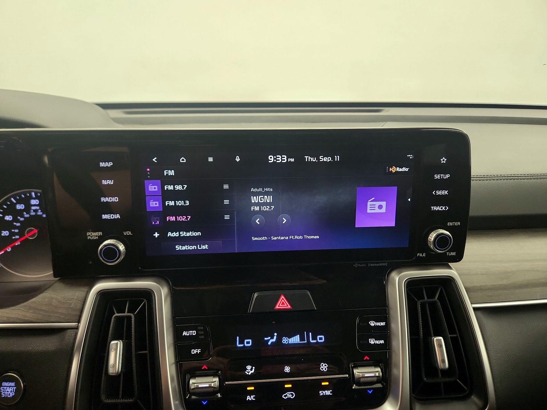 Thumbnail: 2022 Kia Sorento - 16
