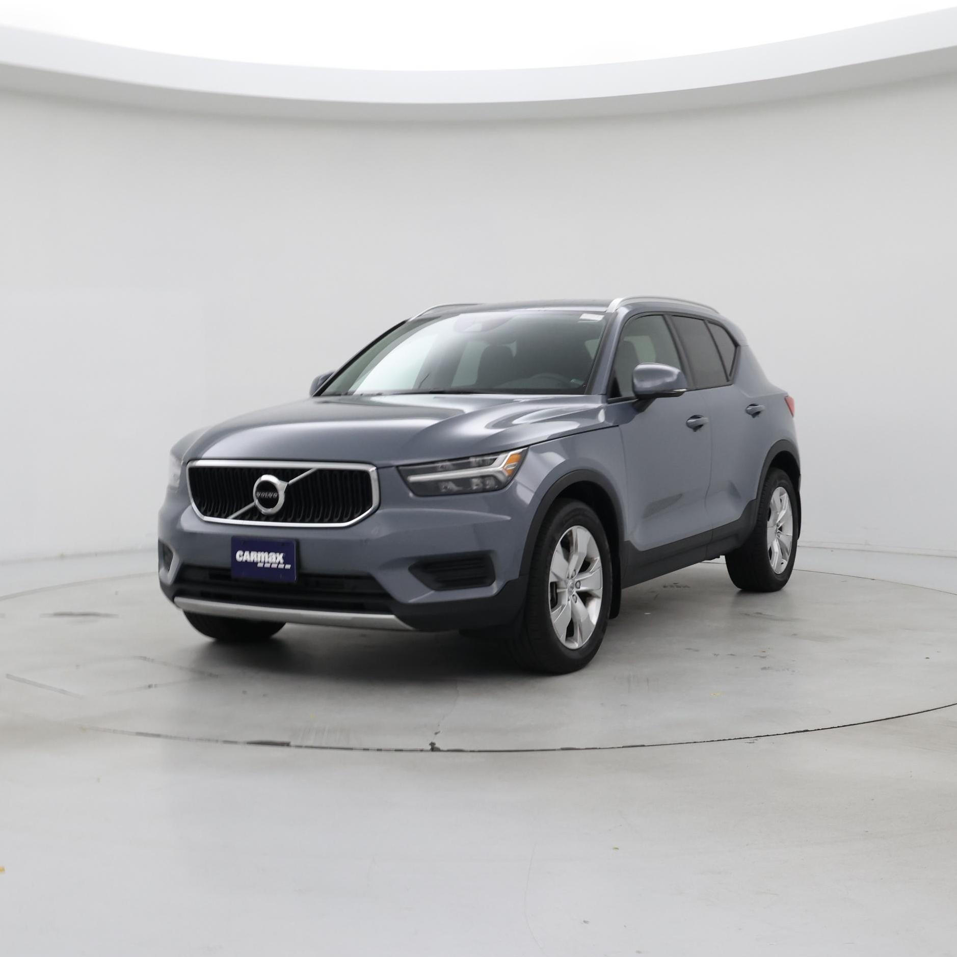 Thumbnail: 2022 Volvo XC40 - 4