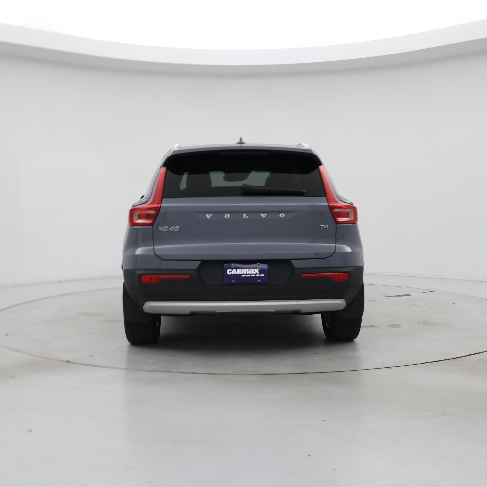 Thumbnail: 2022 Volvo XC40 - 6