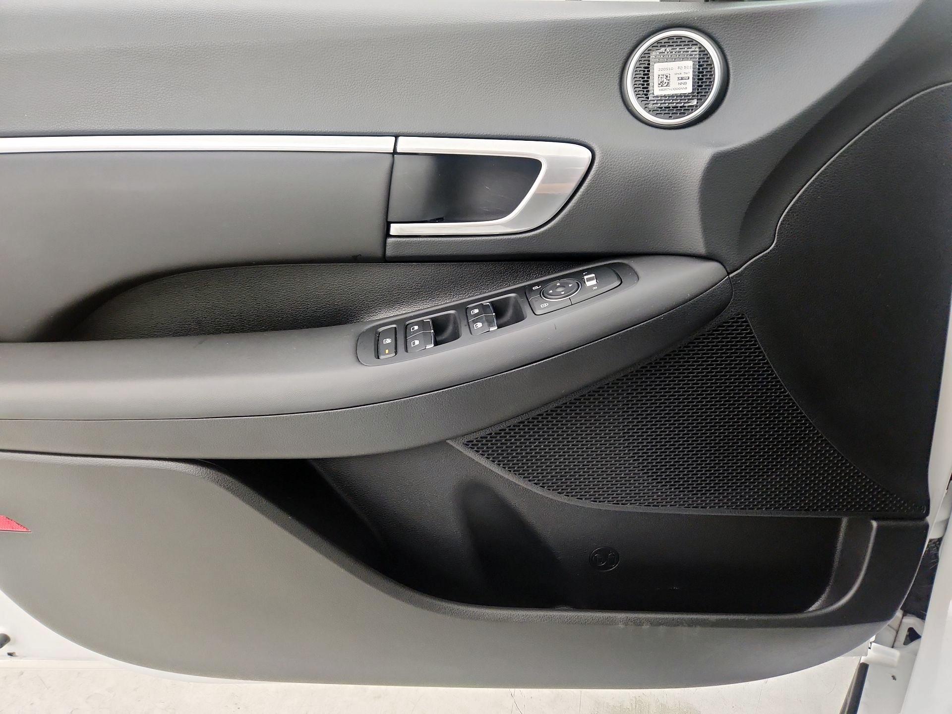Thumbnail: 2022 Hyundai Sonata - 12