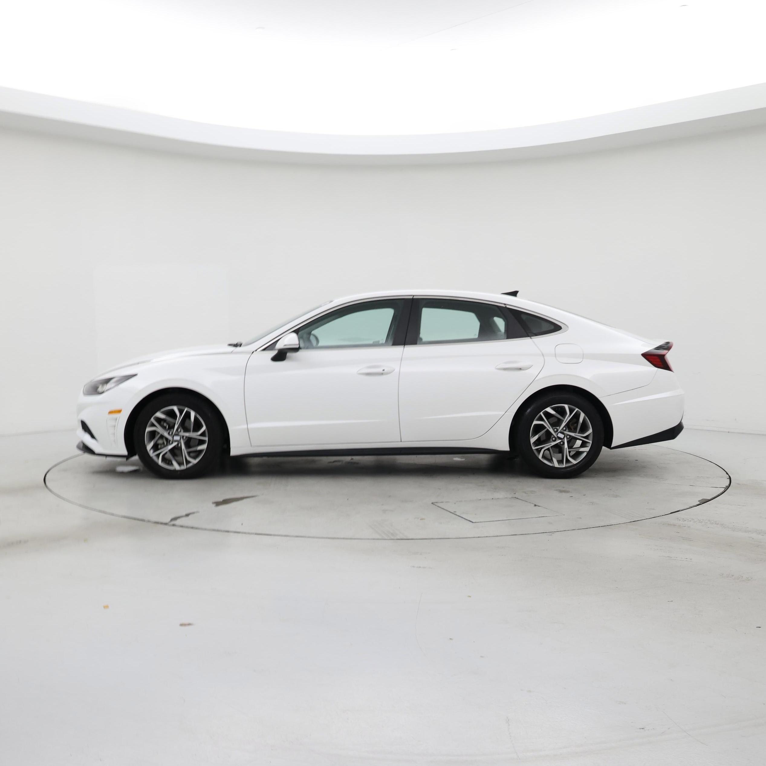 Thumbnail: 2022 Hyundai Sonata - 3