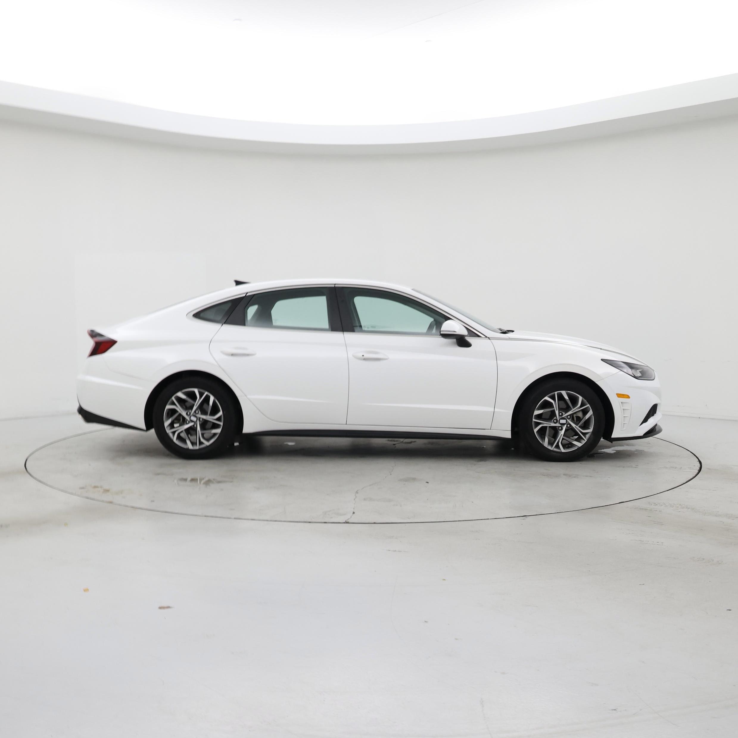 Thumbnail: 2022 Hyundai Sonata - 7