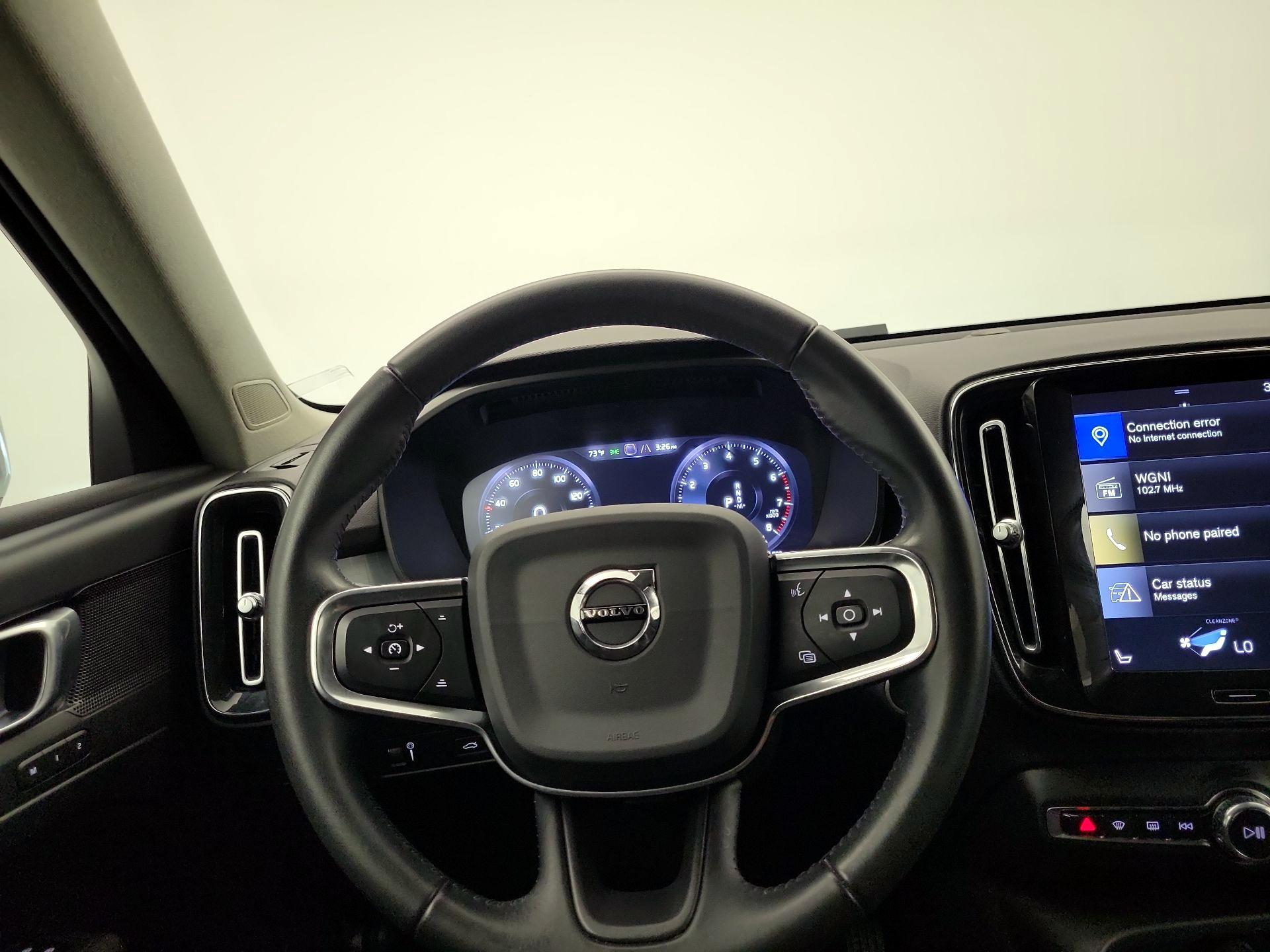 Thumbnail: 2020 Volvo XC40 - 10