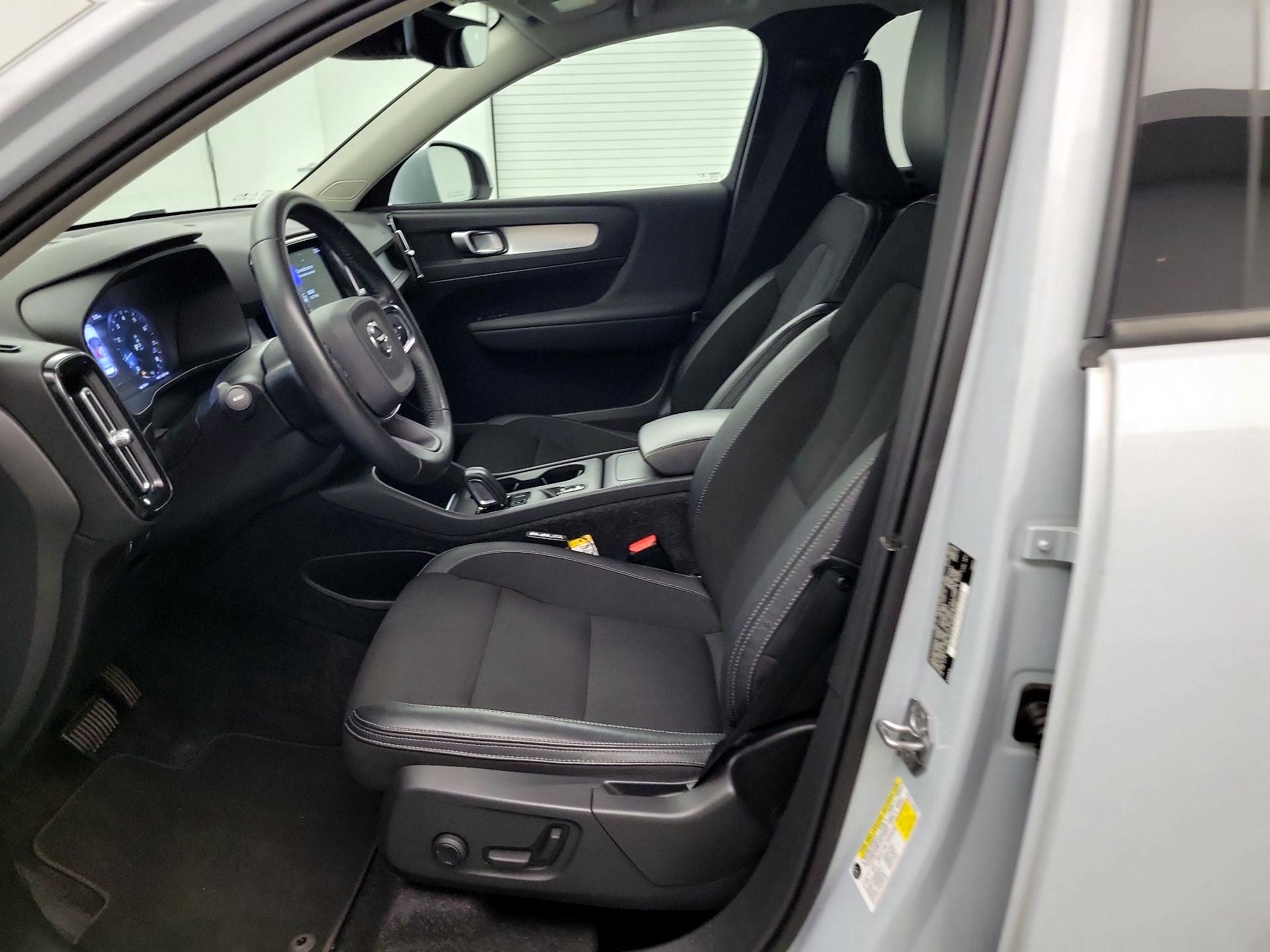 Thumbnail: 2020 Volvo XC40 - 11