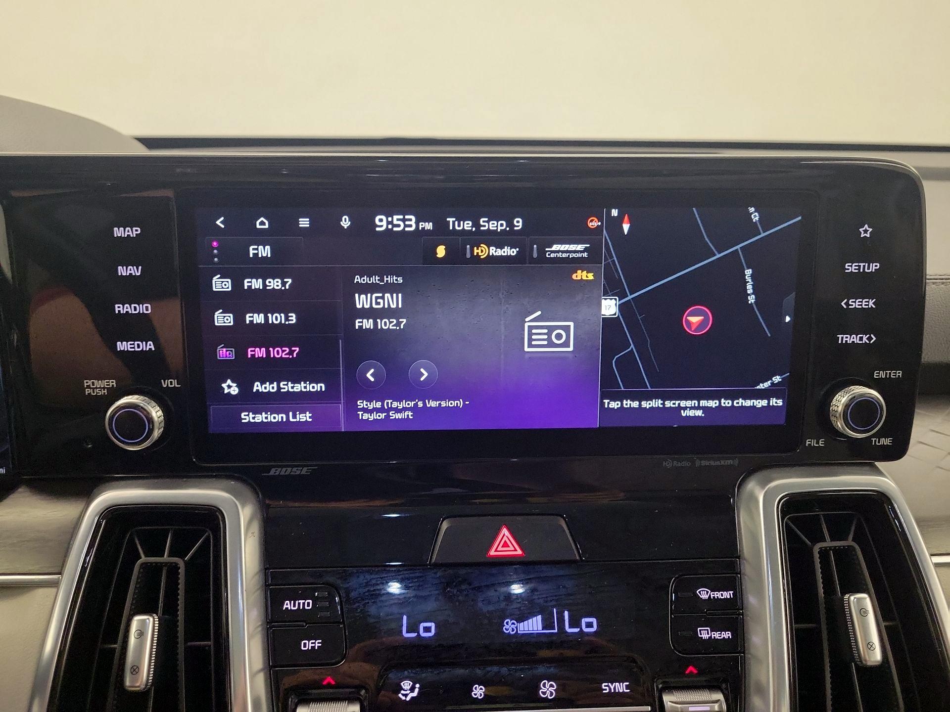 Thumbnail: 2023 Kia Sorento - 16