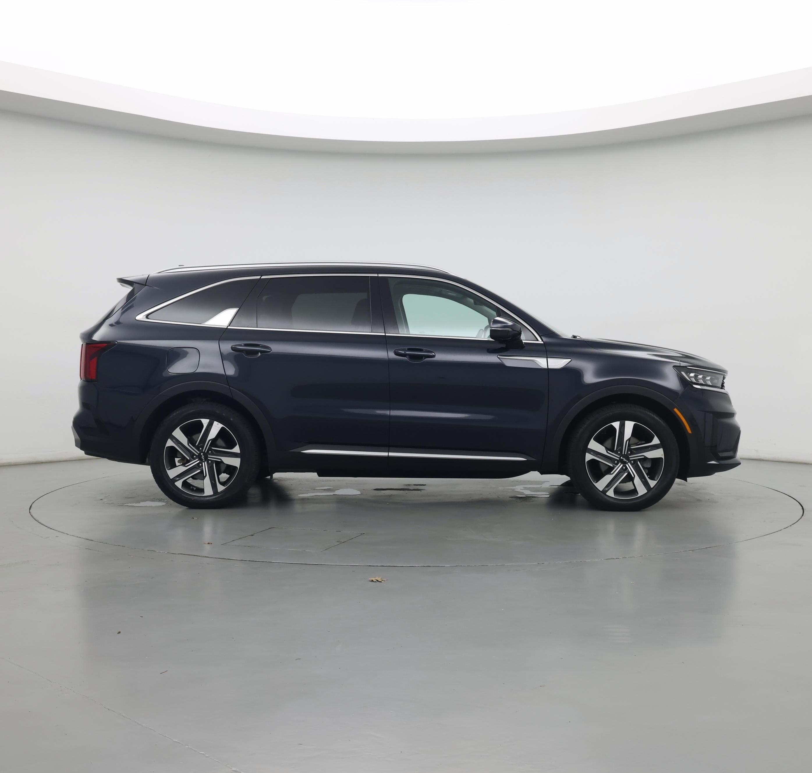 Thumbnail: 2023 Kia Sorento - 7