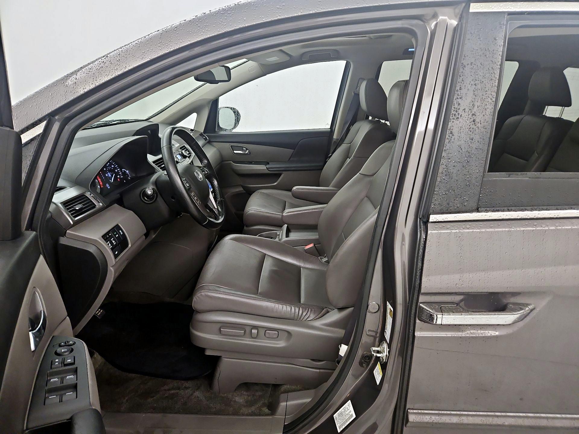 Thumbnail: 2015 Honda Odyssey - 11
