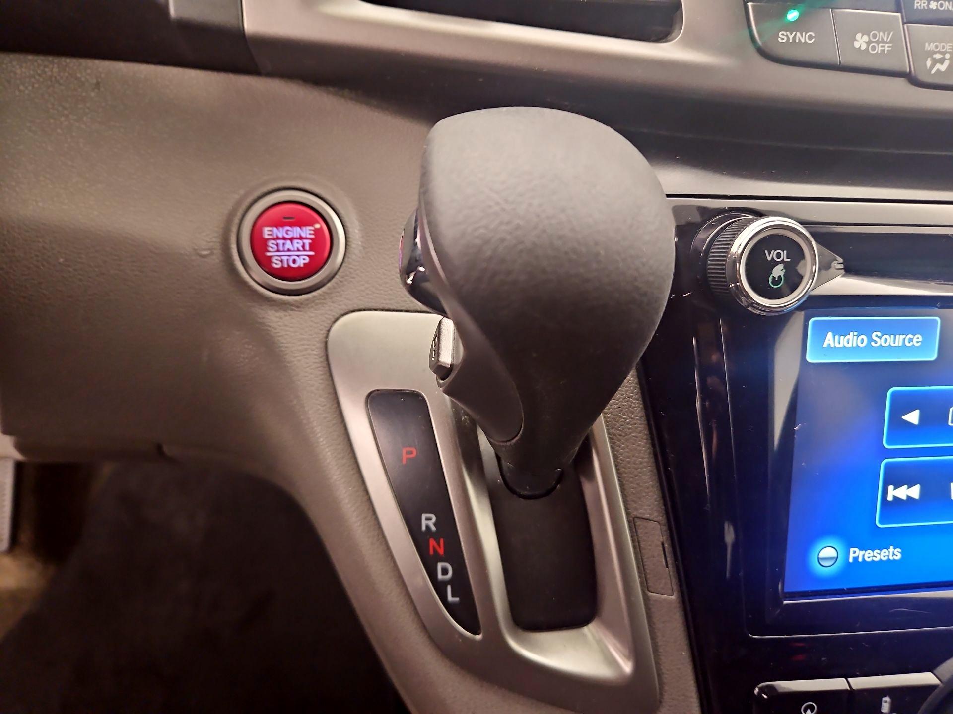 Thumbnail: 2015 Honda Odyssey - 18