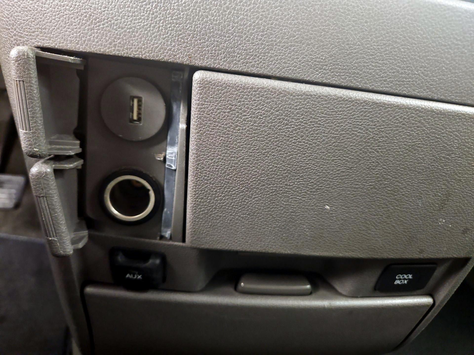 Thumbnail: 2015 Honda Odyssey - 19