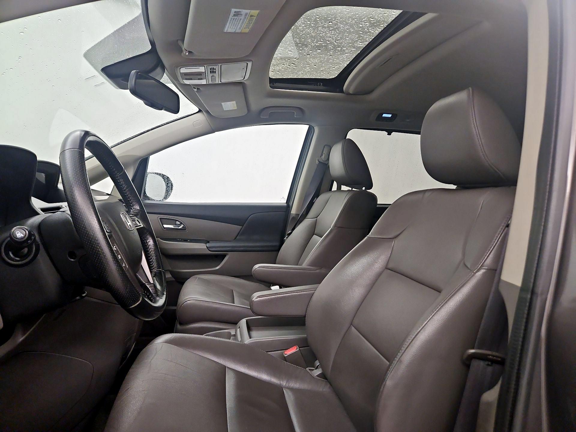 Thumbnail: 2015 Honda Odyssey - 20