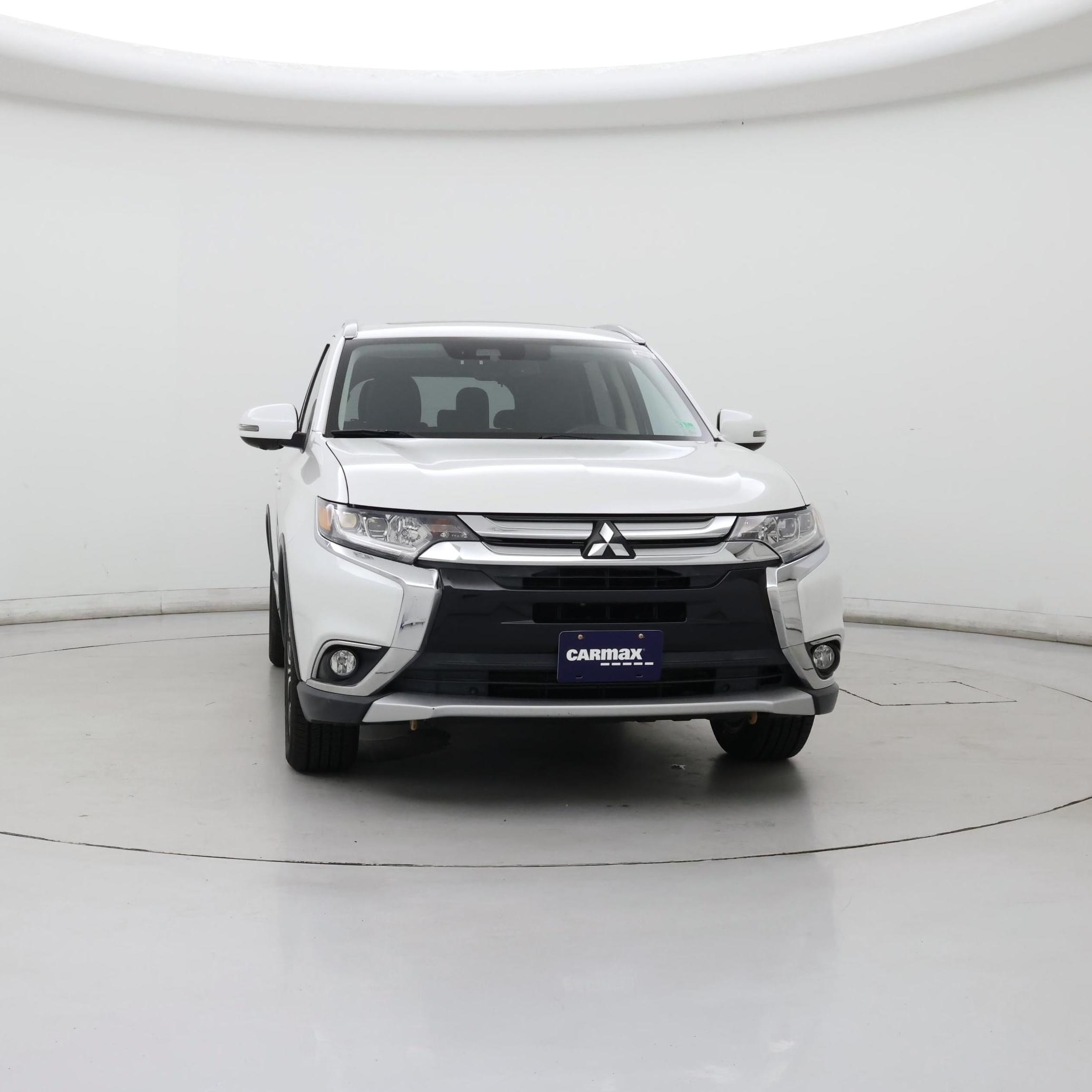 Thumbnail: 2017 Mitsubishi Outlander - 5