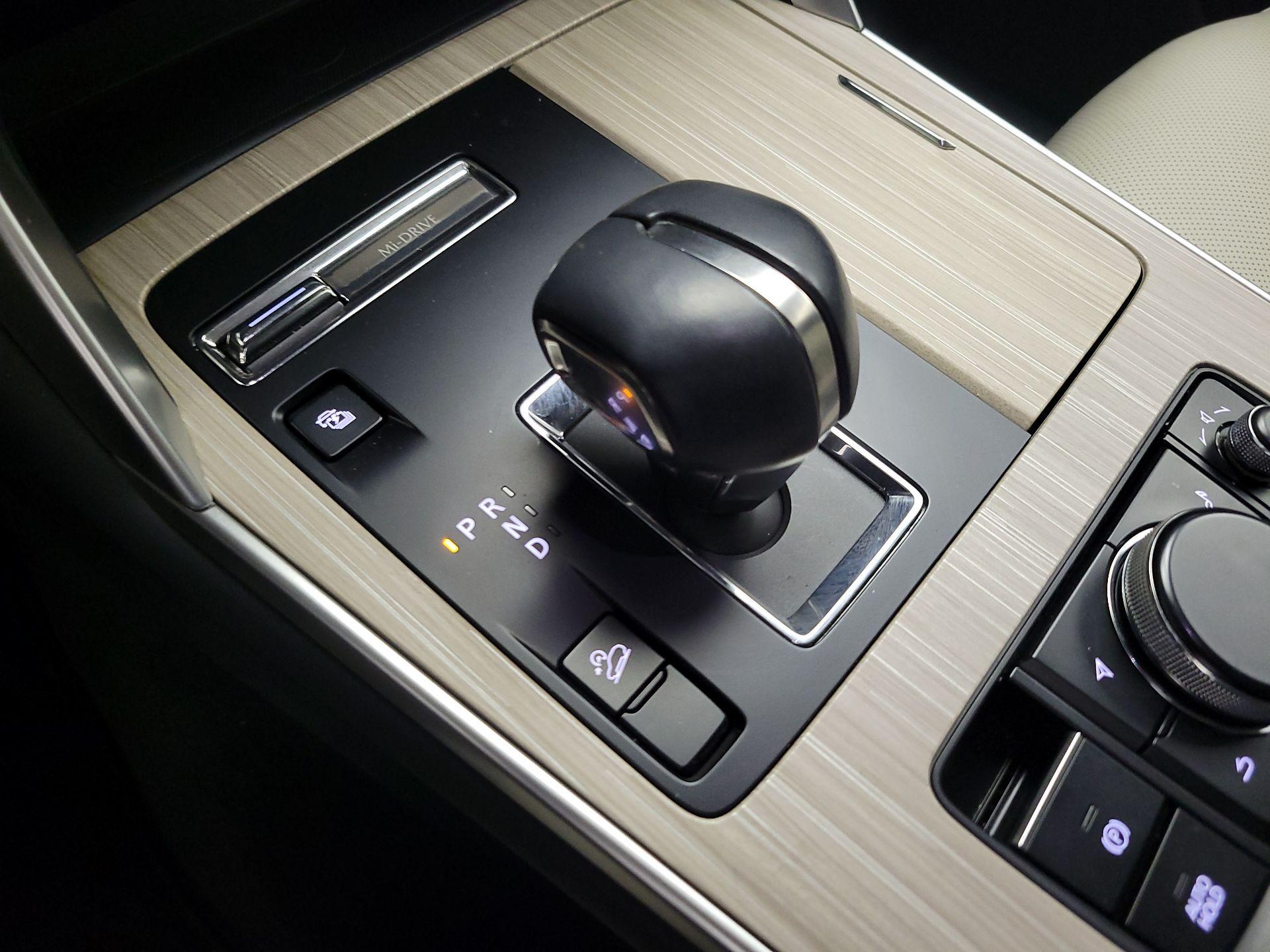Thumbnail: 2024 Mazda CX-90 - 18