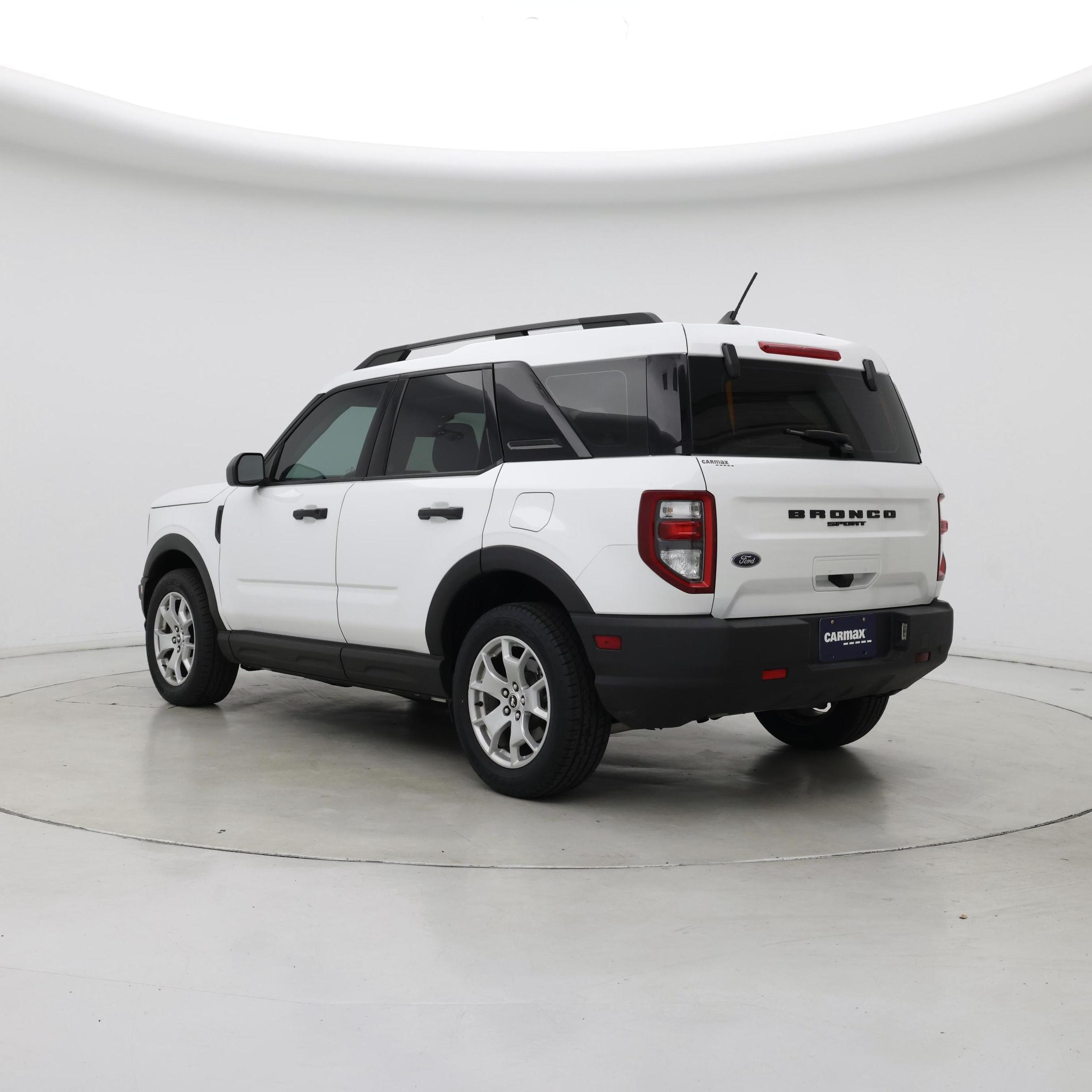 Thumbnail: 2022 Ford Bronco Sport - 2