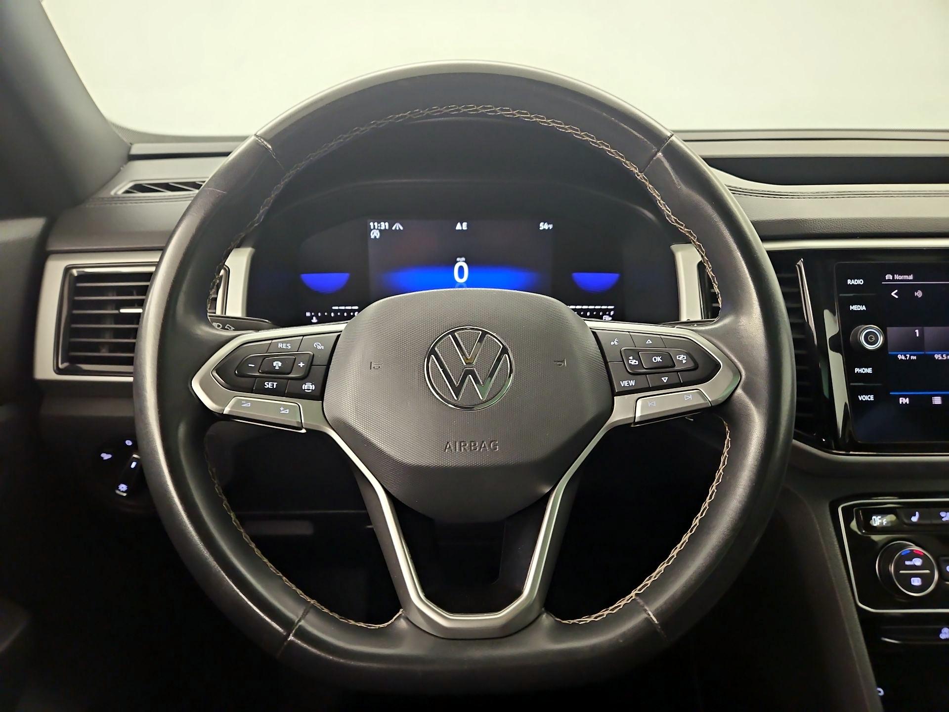 Thumbnail: 2022 Volkswagen Atlas - 10