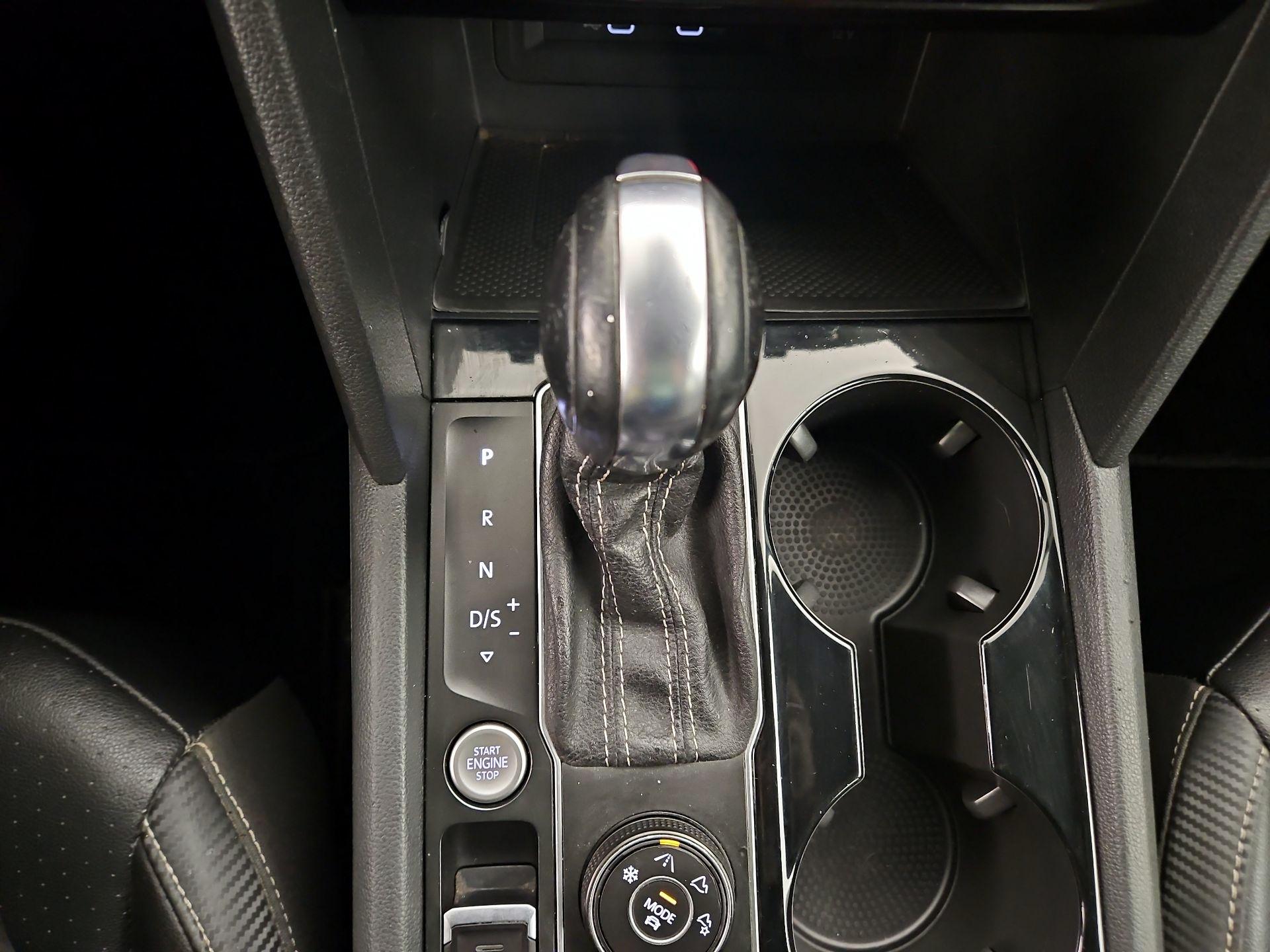 Thumbnail: 2022 Volkswagen Atlas - 17