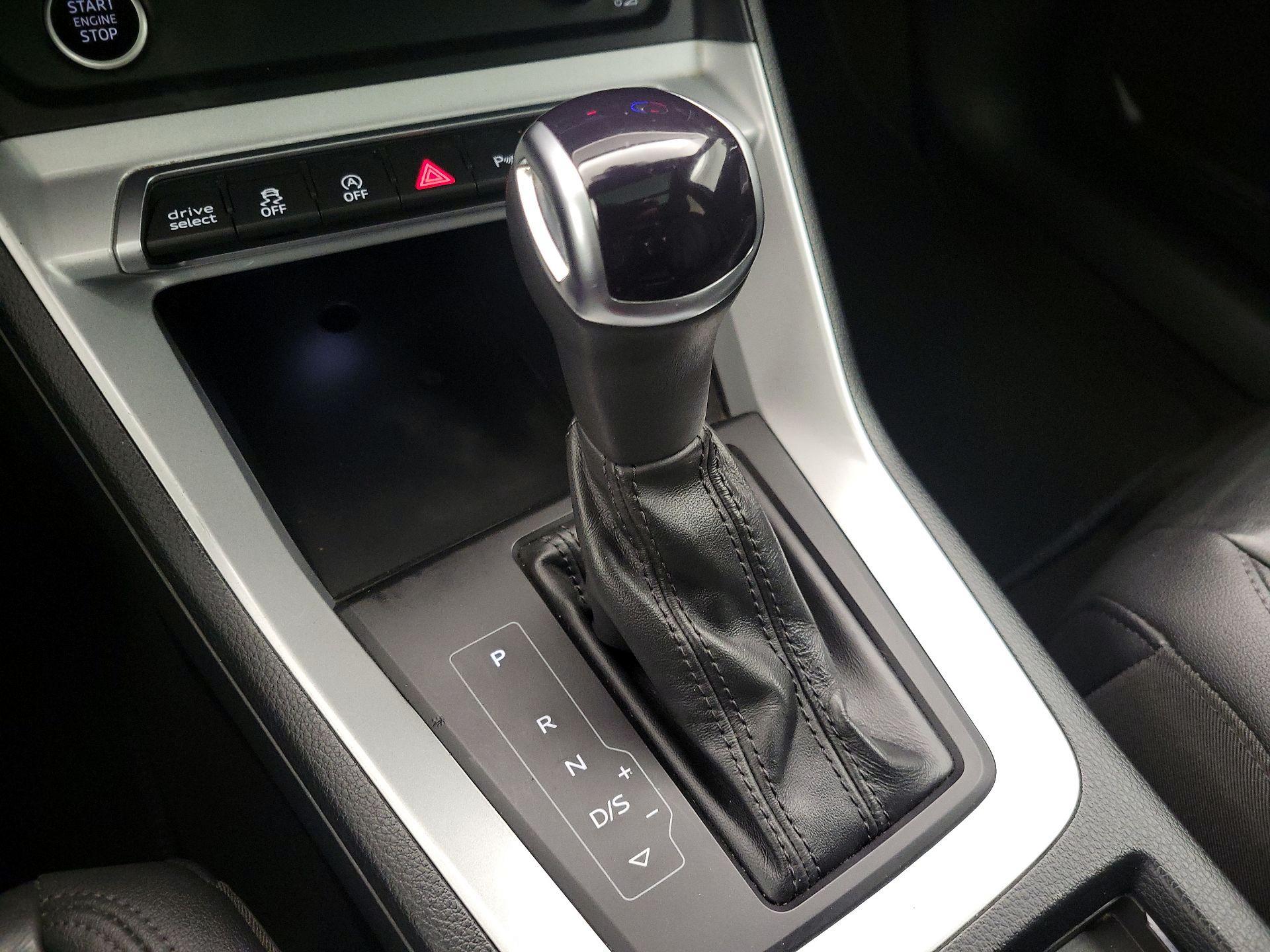 Thumbnail: 2023 Audi Q3 - 17