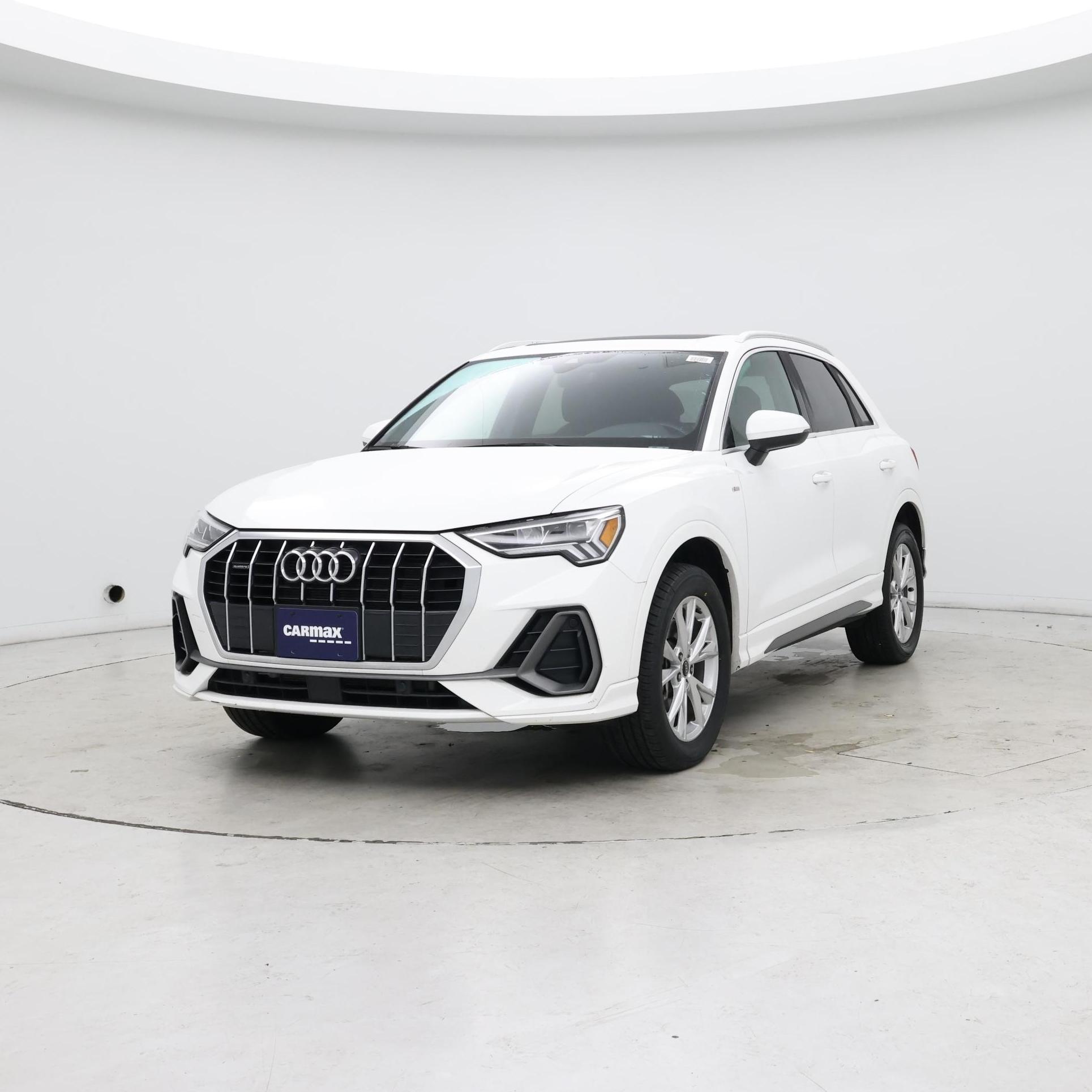 Thumbnail: 2023 Audi Q3 - 4