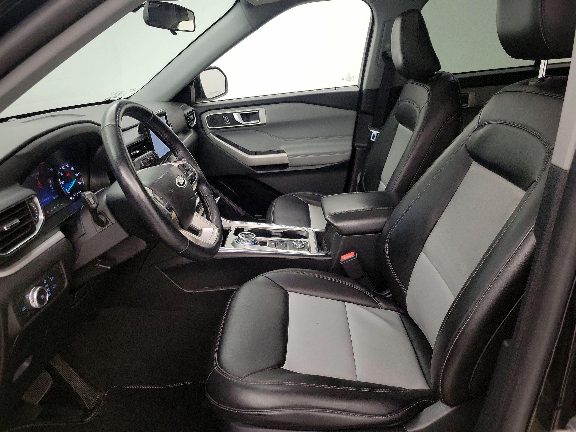 Thumbnail: 2022 Ford Explorer - 11