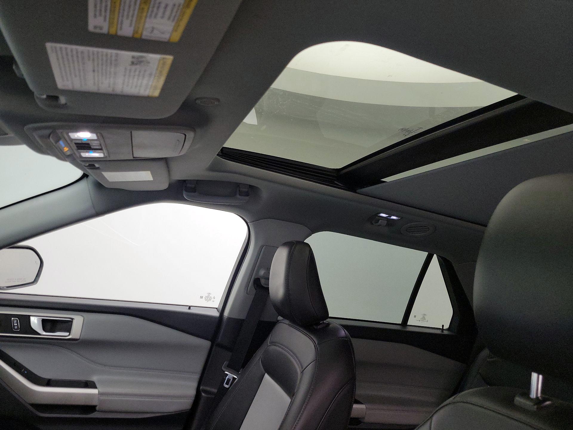 Thumbnail: 2022 Ford Explorer - 20