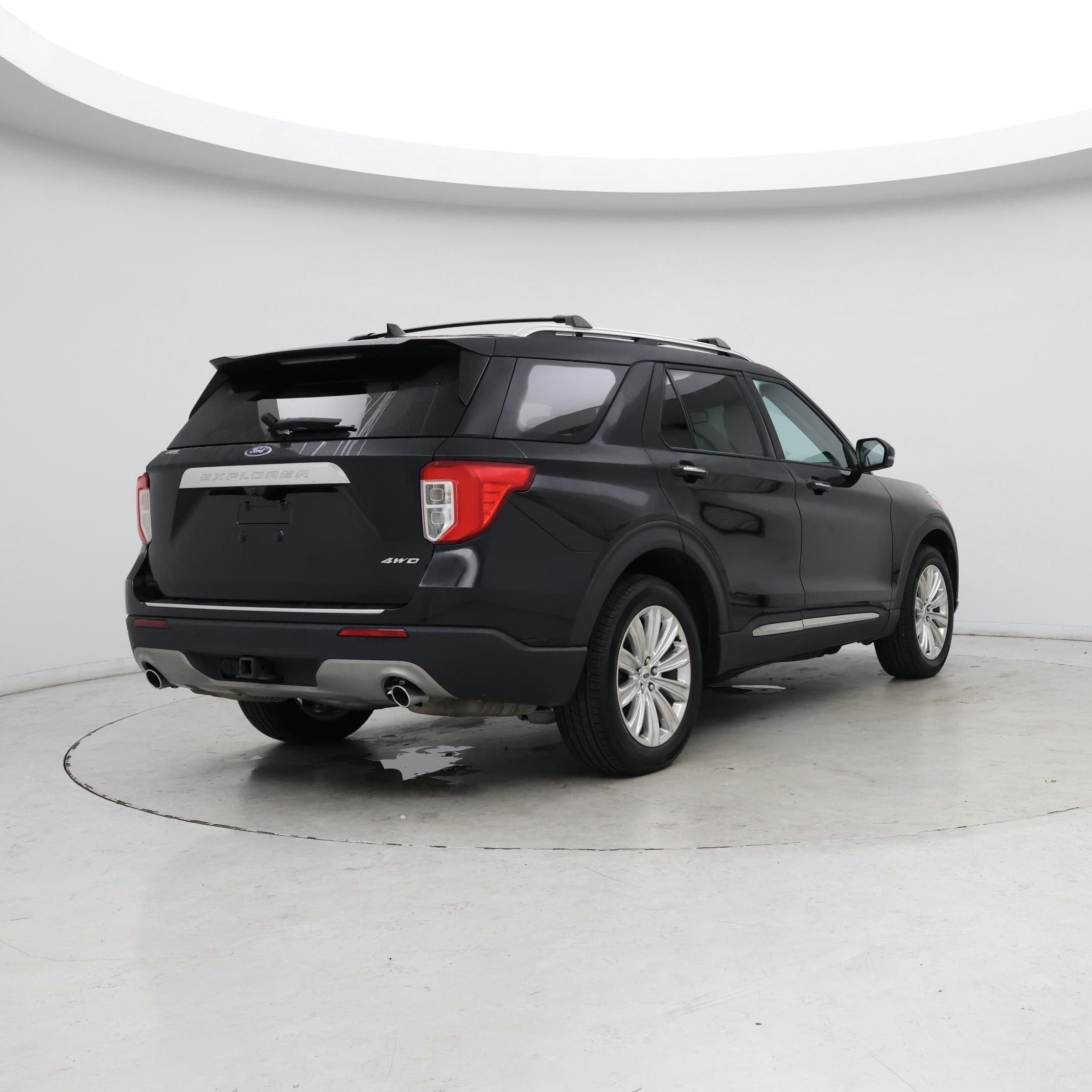 Thumbnail: 2022 Ford Explorer - 8