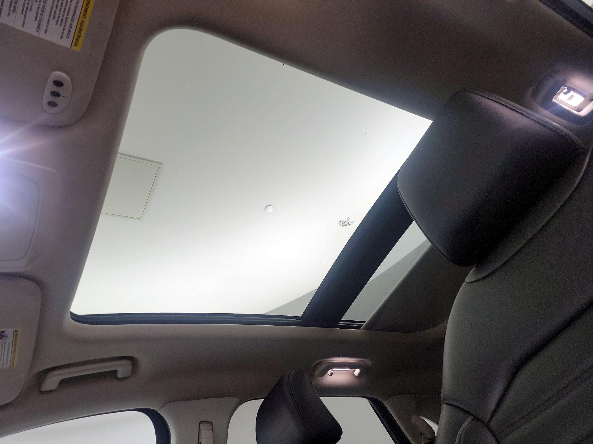 Thumbnail: 2022 Ford Edge - 19