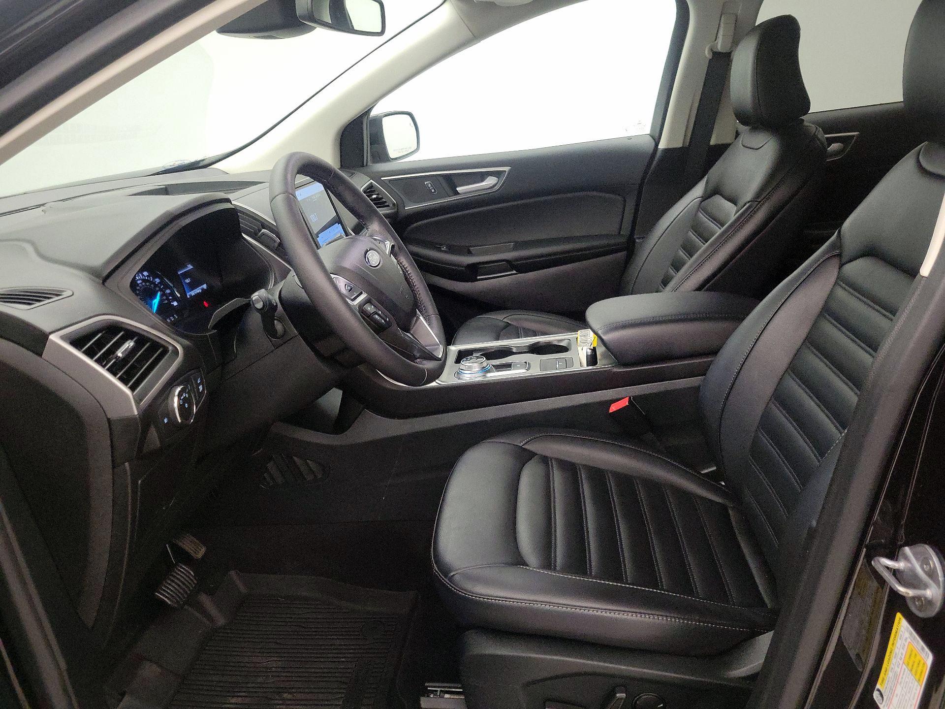 Thumbnail: 2022 Ford Edge - 11