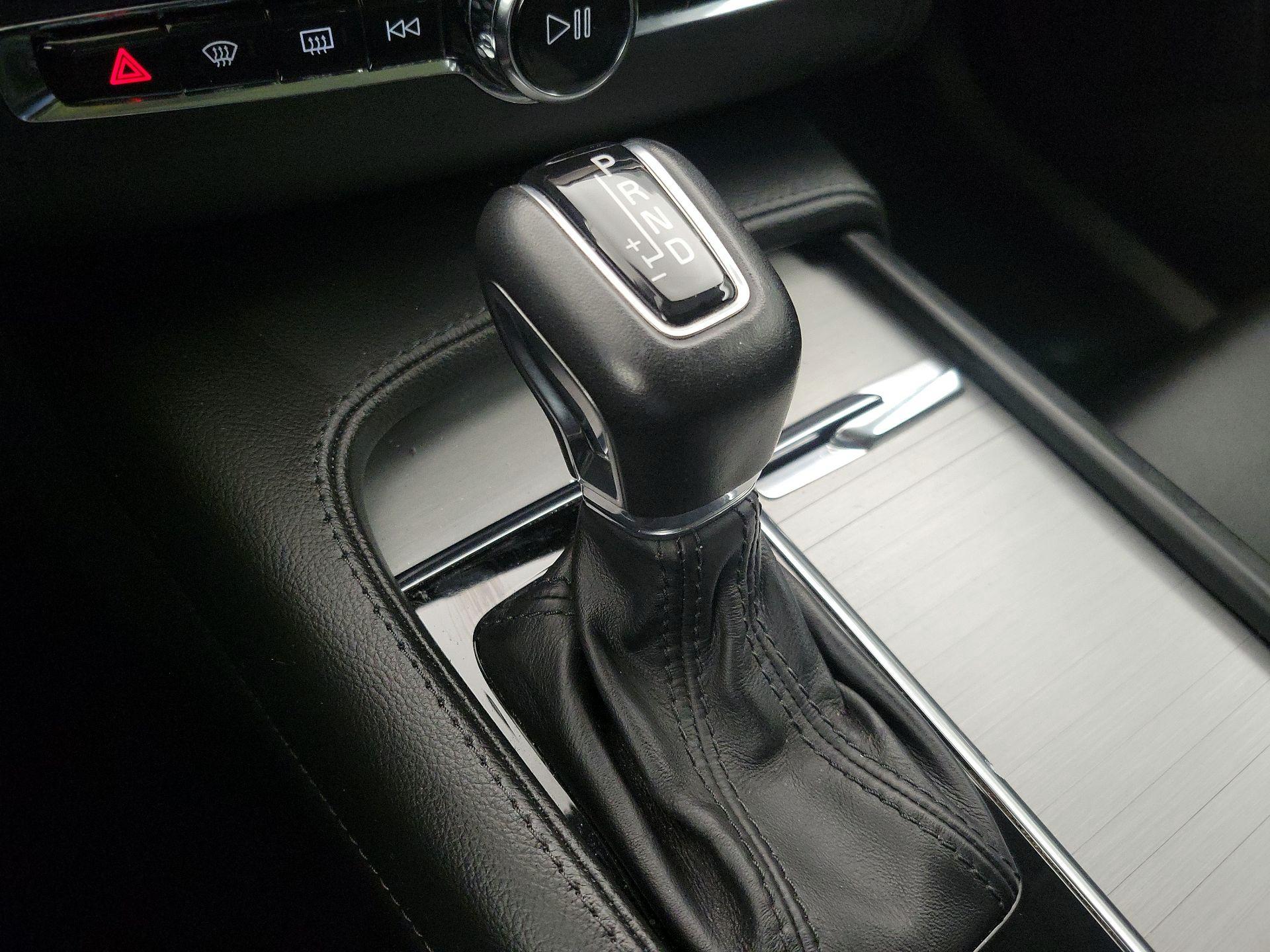 Thumbnail: 2021 Volvo XC90 - 15