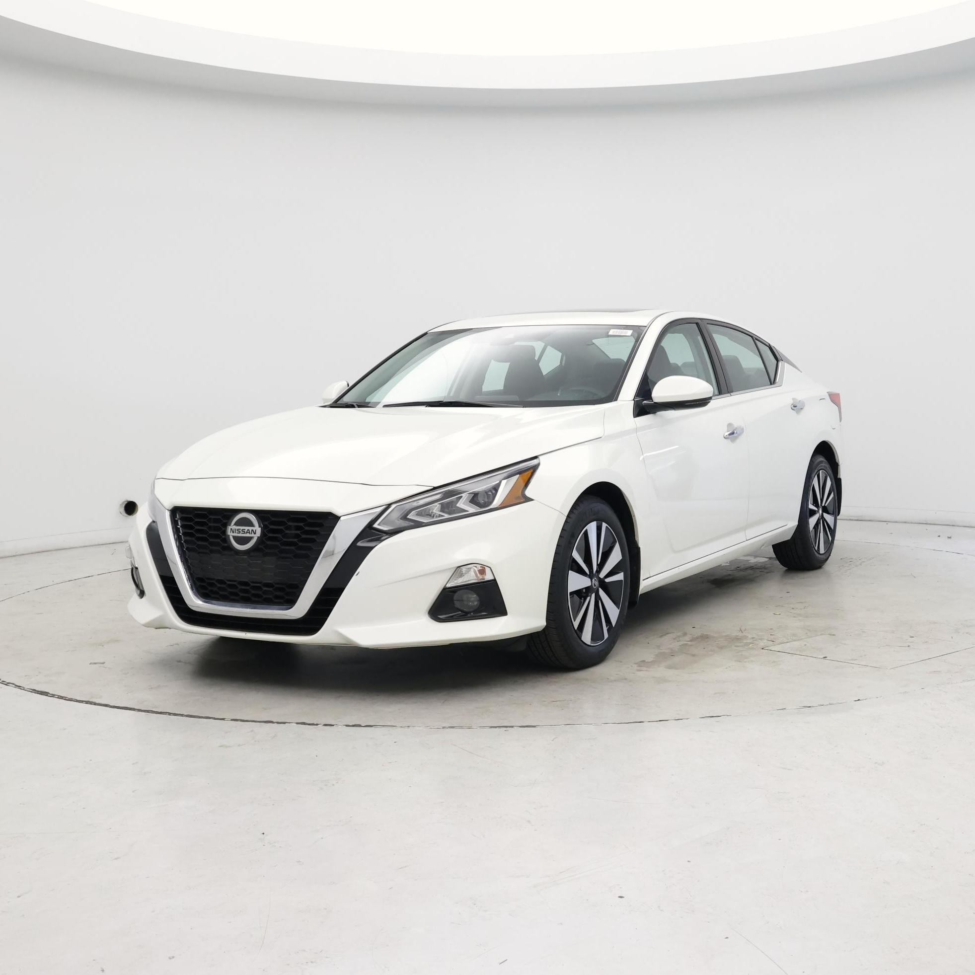 Thumbnail: 2020 Nissan Altima - 4