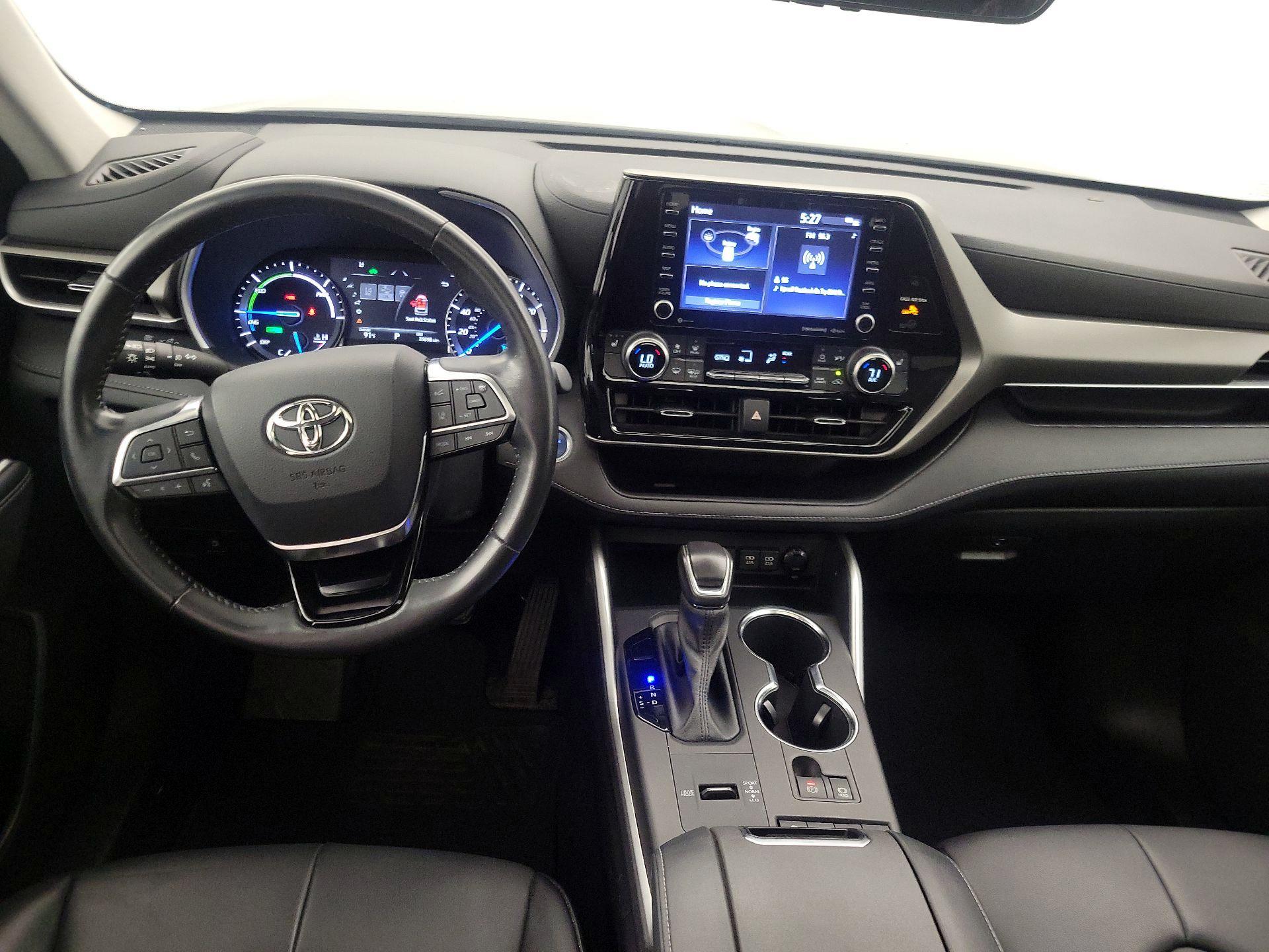 Thumbnail: 2021 Toyota Highlander - 9