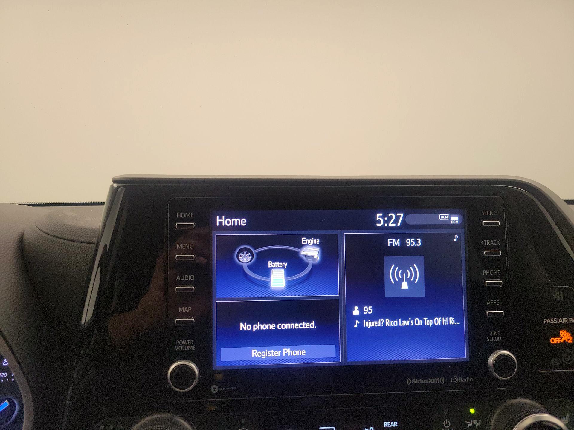 Thumbnail: 2021 Toyota Highlander - 15