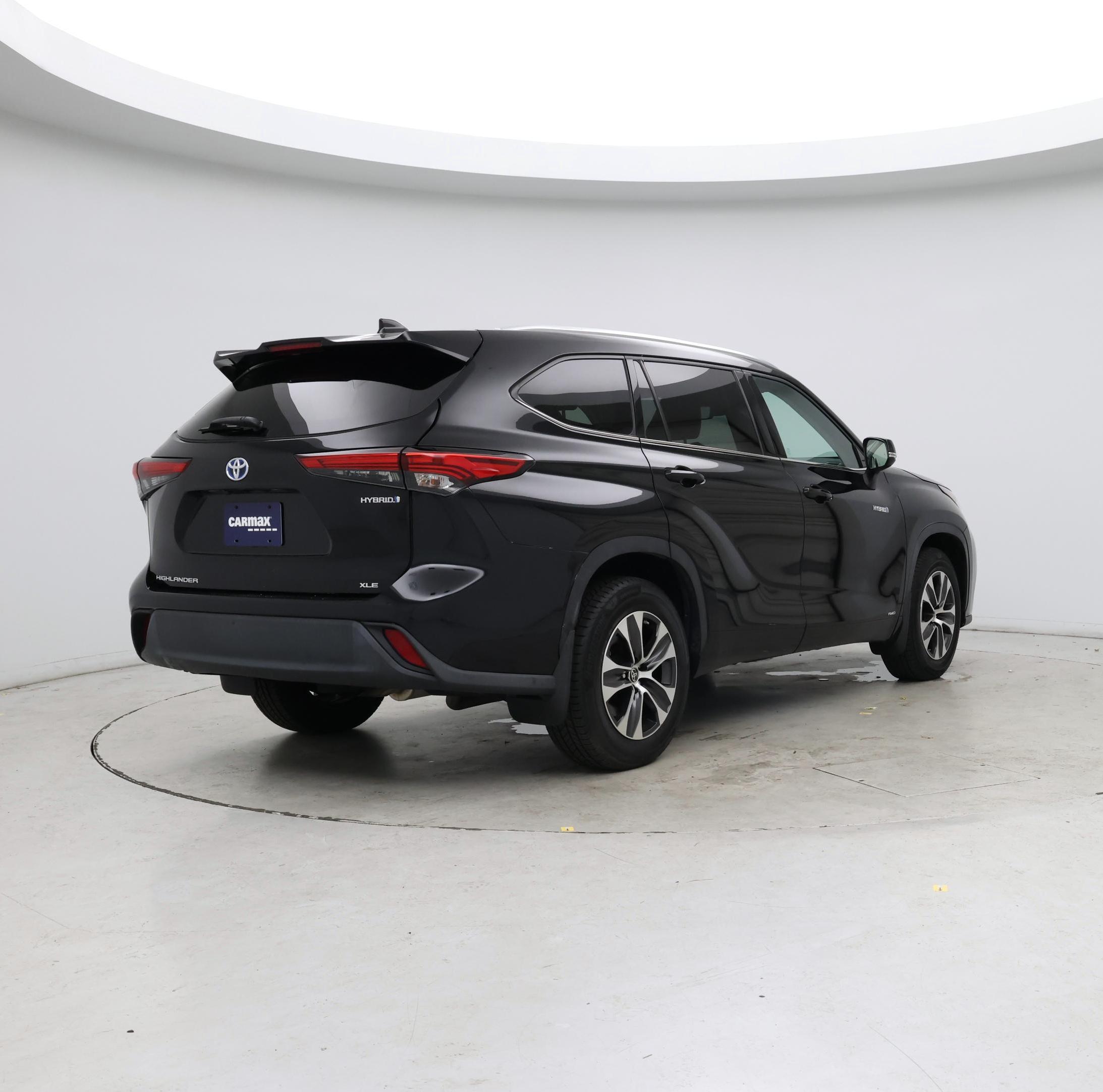 Thumbnail: 2021 Toyota Highlander - 8