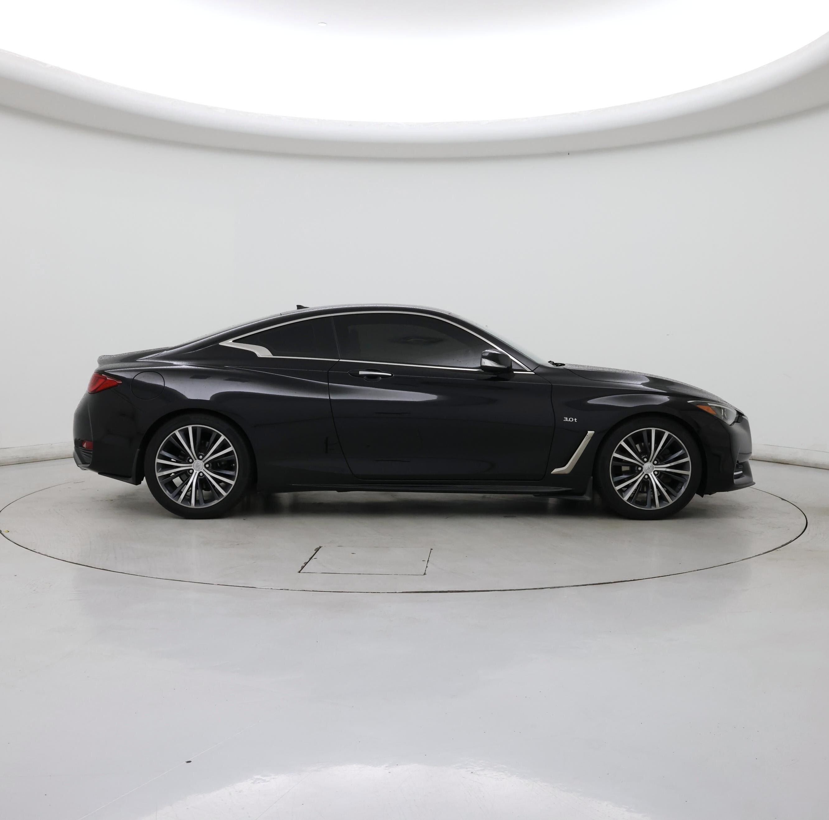Thumbnail: 2017 INFINITI Q60 - 7