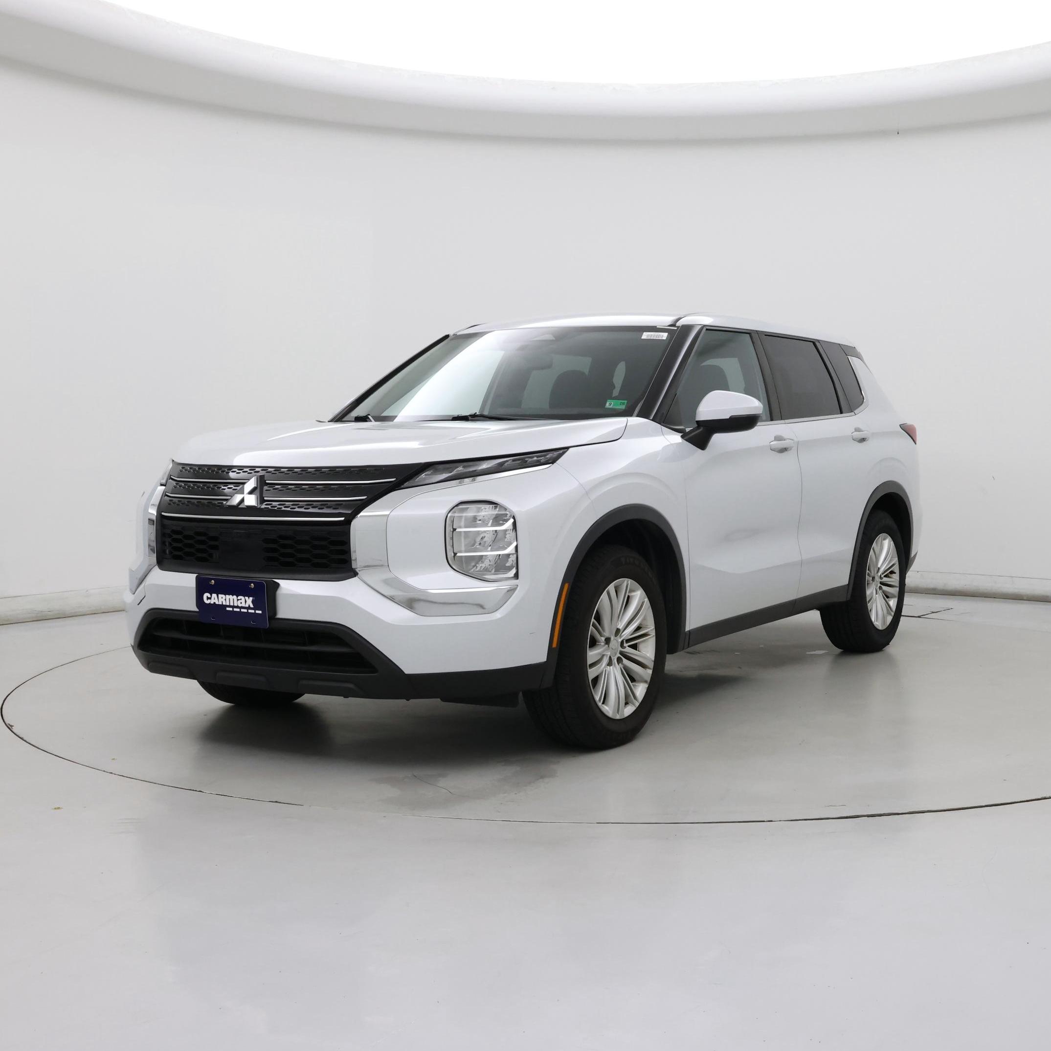 Thumbnail: 2022 Mitsubishi Outlander - 4
