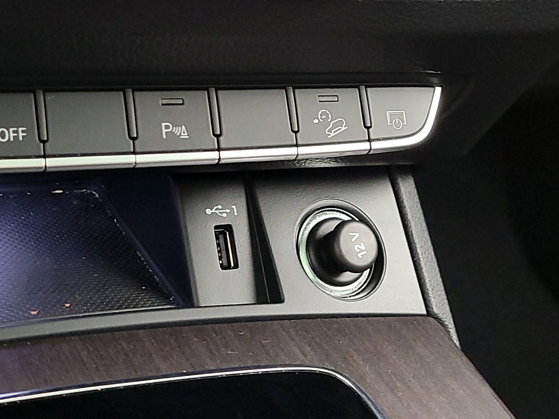 Thumbnail: 2022 Audi Q5 - 16