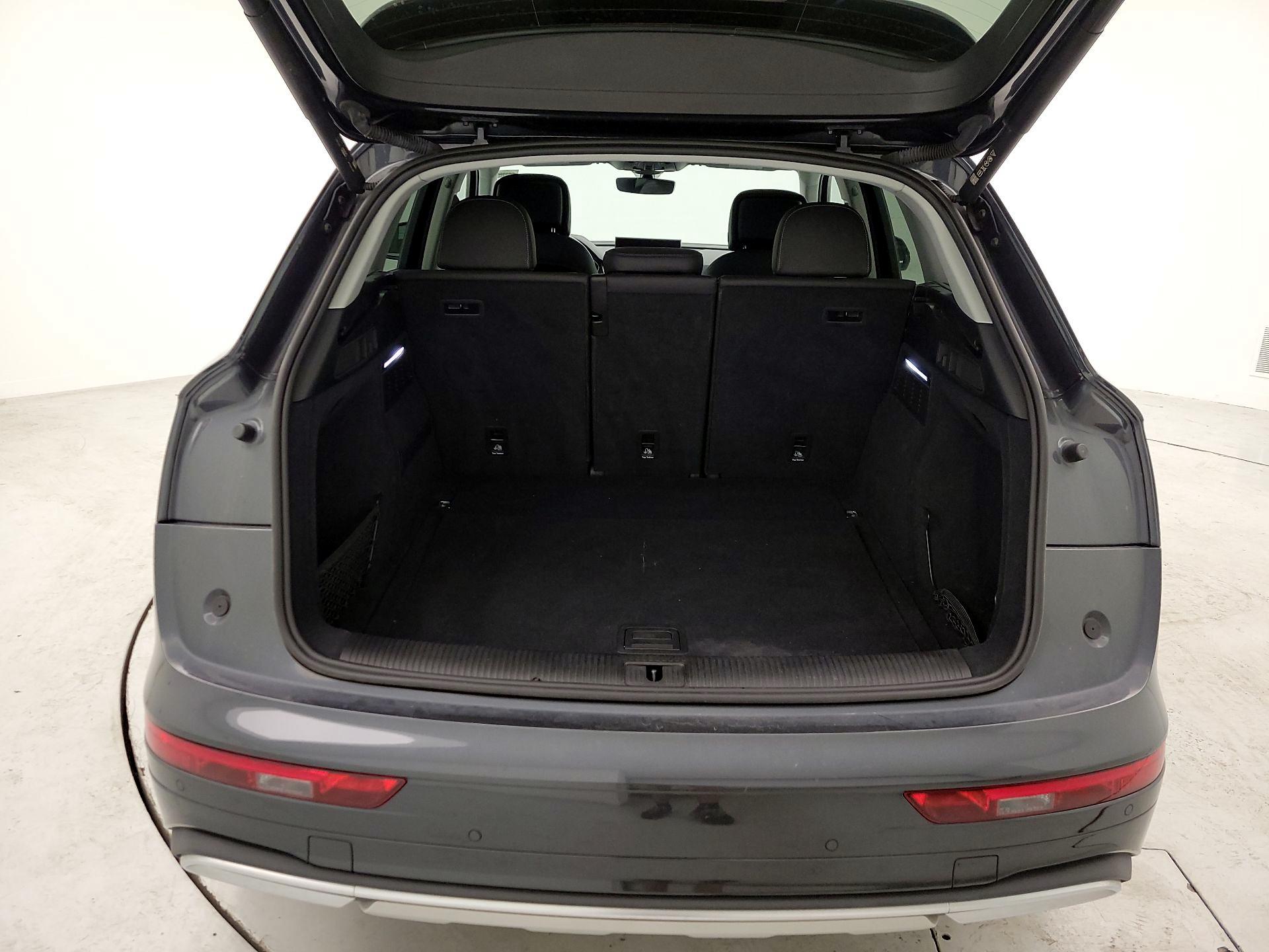 Thumbnail: 2022 Audi Q5 - 19
