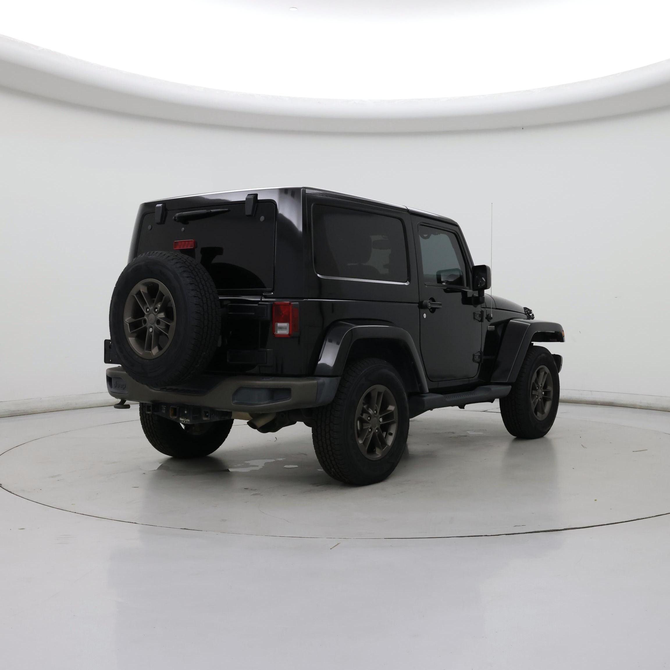 Thumbnail: 2016 Jeep Wrangler - 8