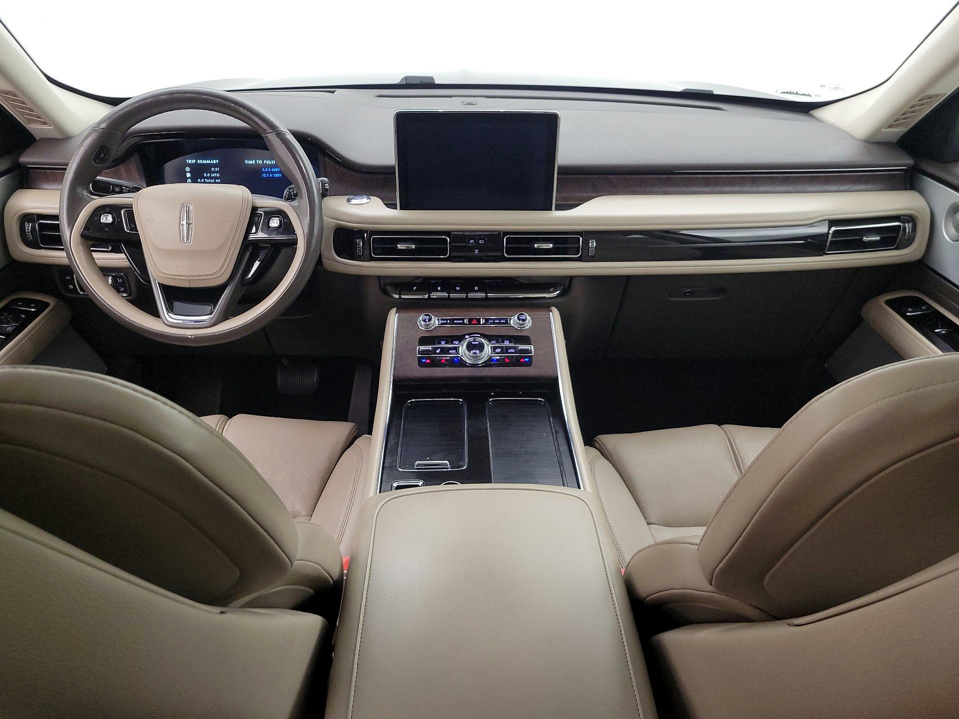 Thumbnail: 2021 Lincoln Aviator - 9