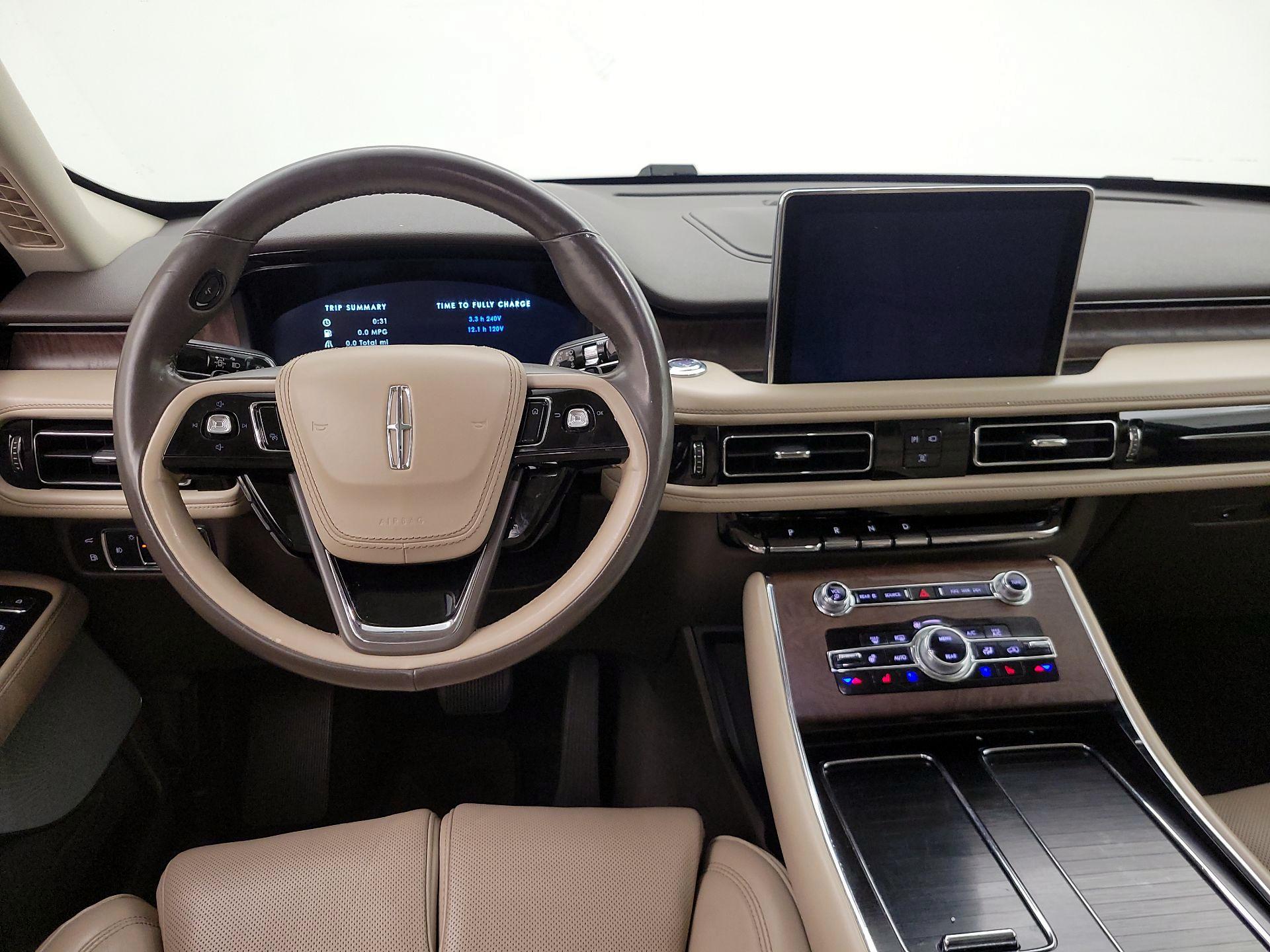 Thumbnail: 2021 Lincoln Aviator - 10