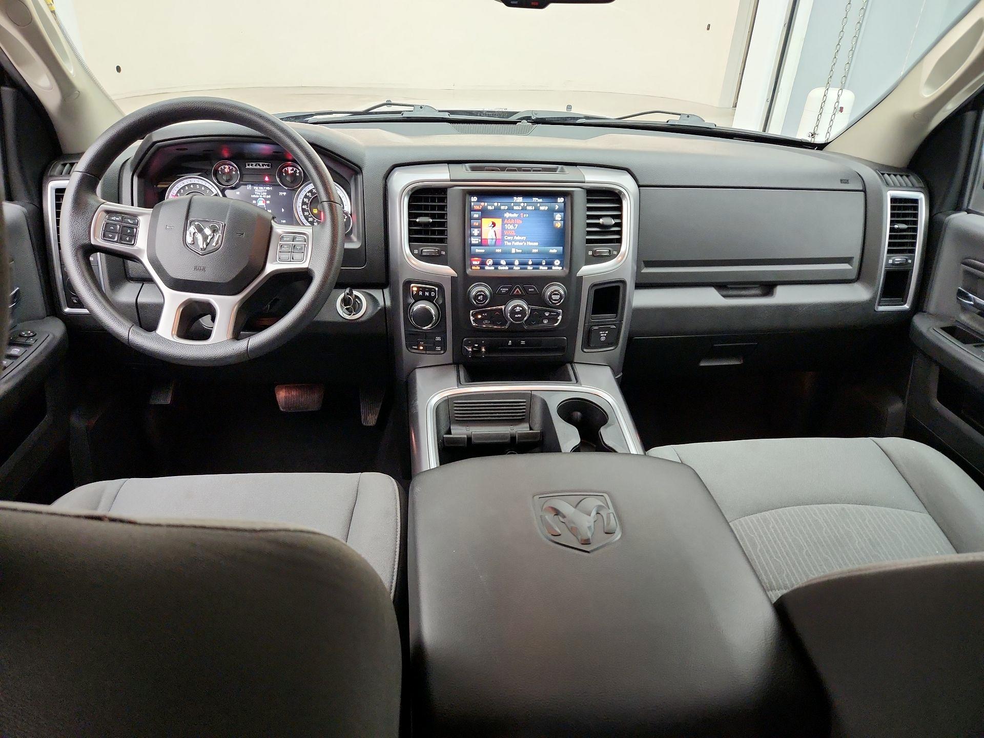 Thumbnail: 2023 RAM 1500 Classic - 9